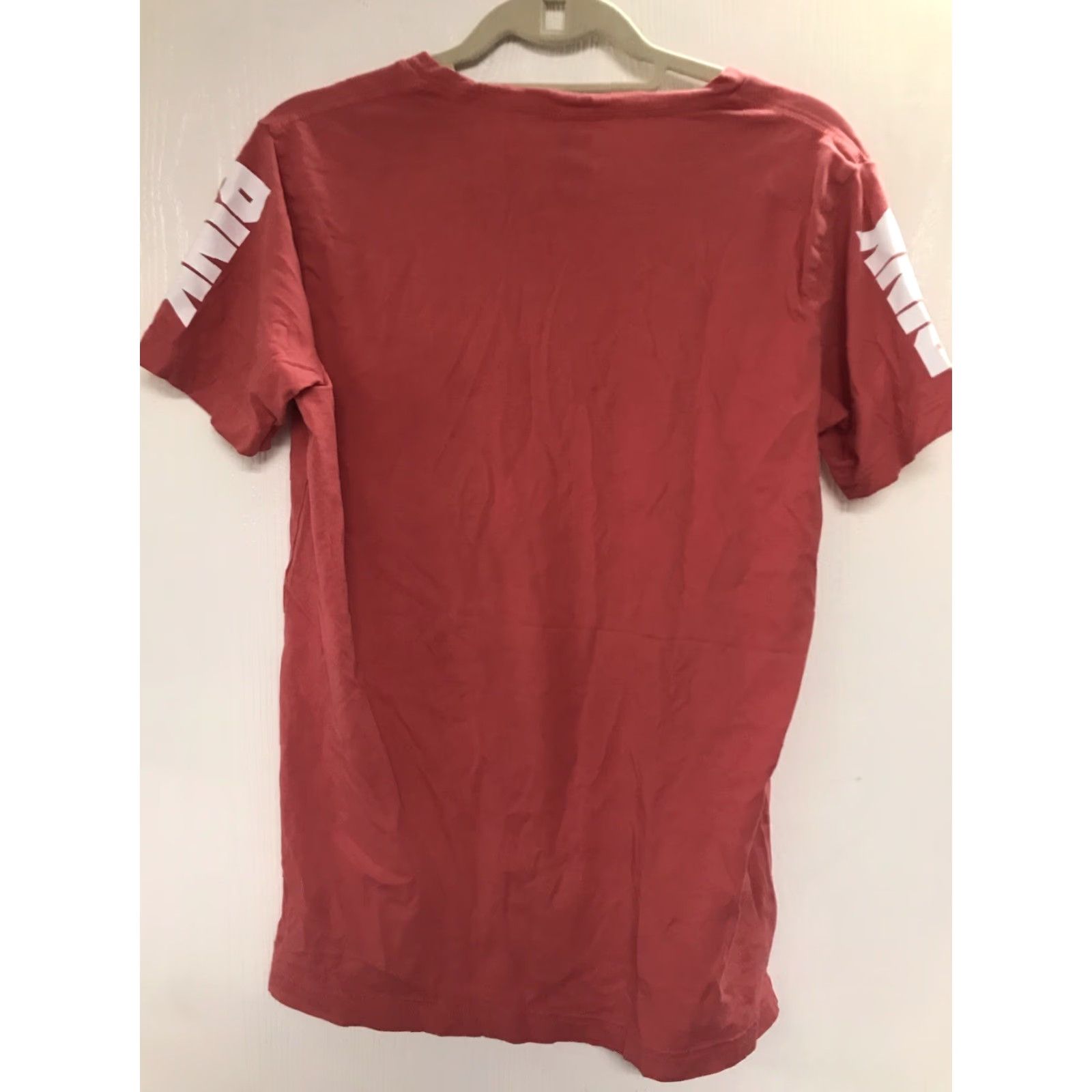 Victoria's Secret VINTAGE Victoria's Secret PINK CAMPUS POCKET T-SHIRT XS Womens Red Graphic Tee Pocket Scoopneck Short Sleeve Girls Womens Size XS / US 0-2 / IT 36-38 - 7 Thumbnail
