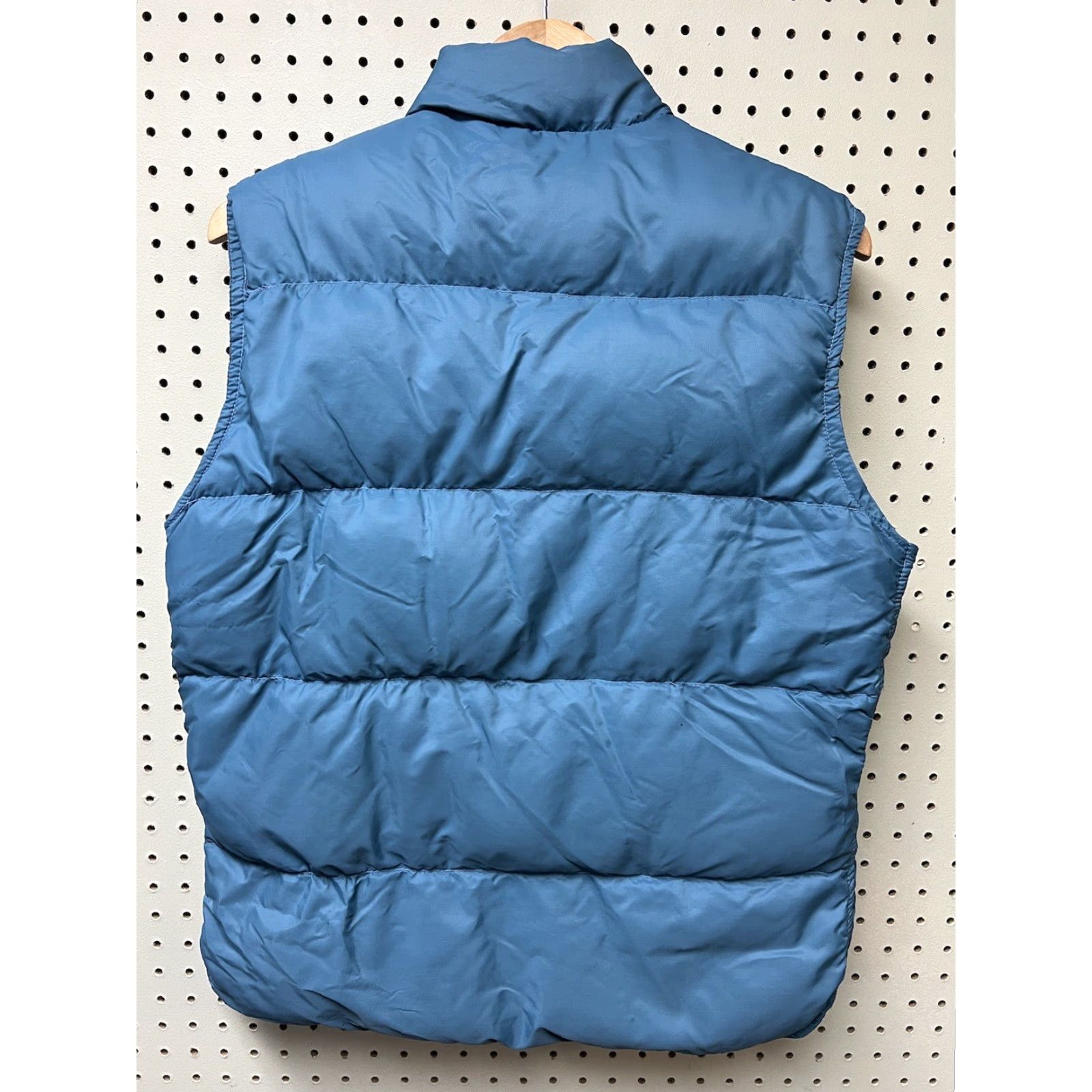 Vintage VINTAGE Woolrich Vest Puffer Down Filled Nylon Mid-Length Snap Men M Green VTG Down Filled Puffer Vest Mens Size US M / EU 48-50 / 2 - 2 Thumbnail