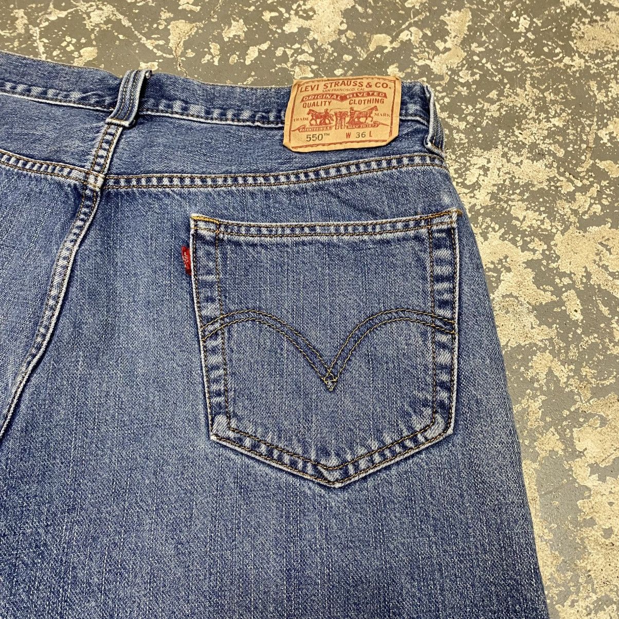 Levi's × Vintage Vintage Levi’s 550 Blue Denim Jean Shorts Jorts Y2K Size US 35 - 11 Thumbnail