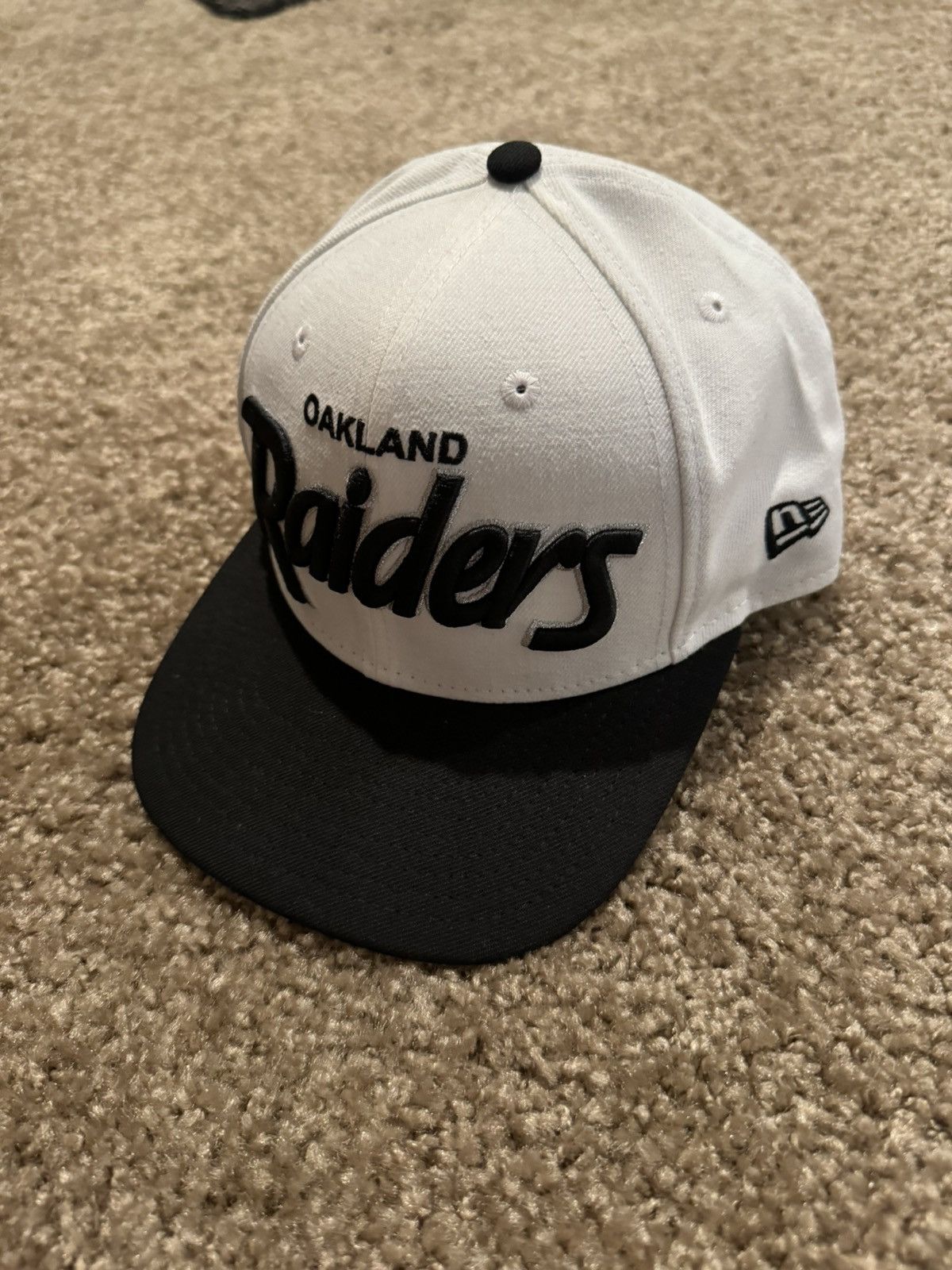 NFL × Vintage OAKLAND RAIDERS SNAPBACK Size ONE SIZE - 3 Thumbnail