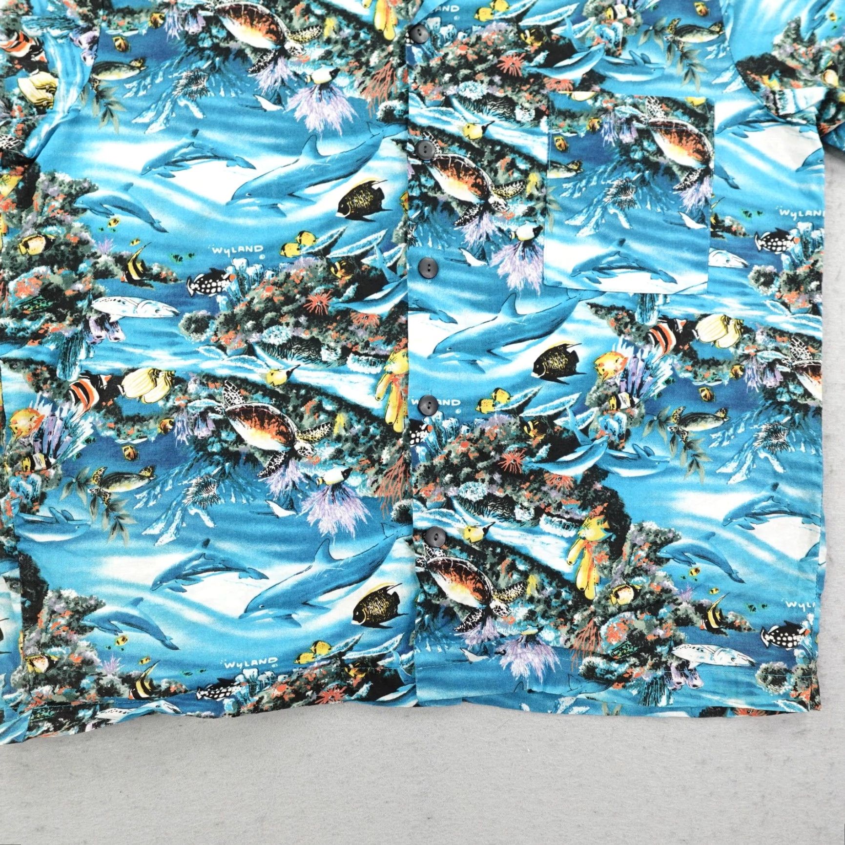 Vintage VINTAGE Dem Crazy Shirt Mens Medium Blue Hawaiian Ocean Sea Life Aloha Camp Fish Graphic Print Button-Up Short Sleeve Size US M / EU 48-50 / 2 - 4 Thumbnail