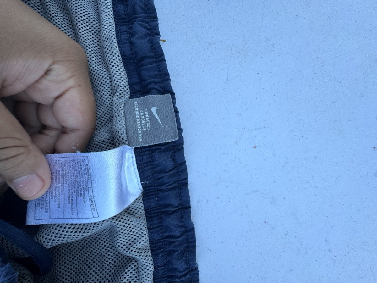 Nike Men Nike track pants Size US 44 / EU 60 - 6 Thumbnail