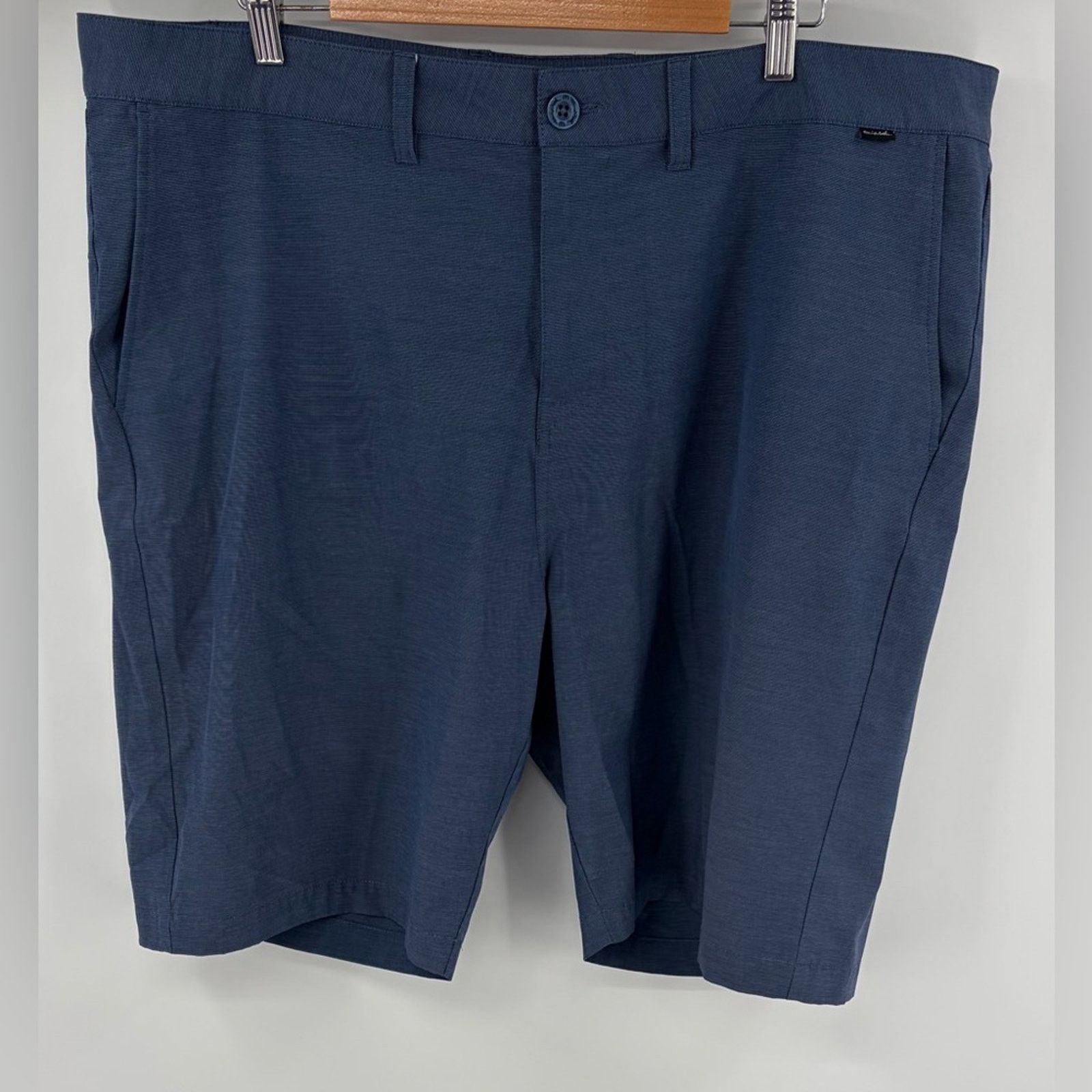 TravisMathew Travis Mathew tech chino pocket short heather blue 42 Size US 42 / EU 58 - 1 Thumbnail