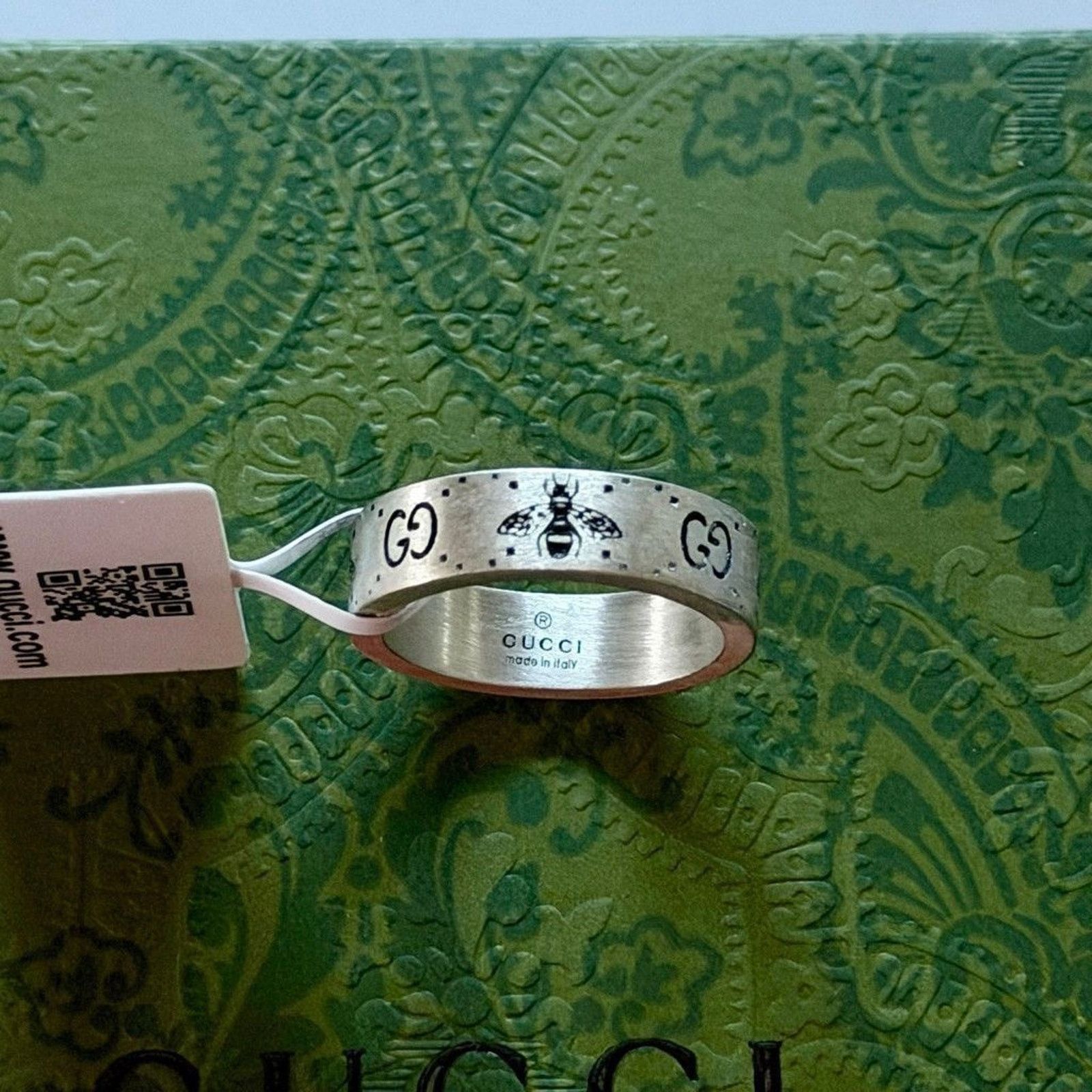 Gucci Women's Gucci Silver and Black Bee Ring Size ONE SIZE - 4 Thumbnail