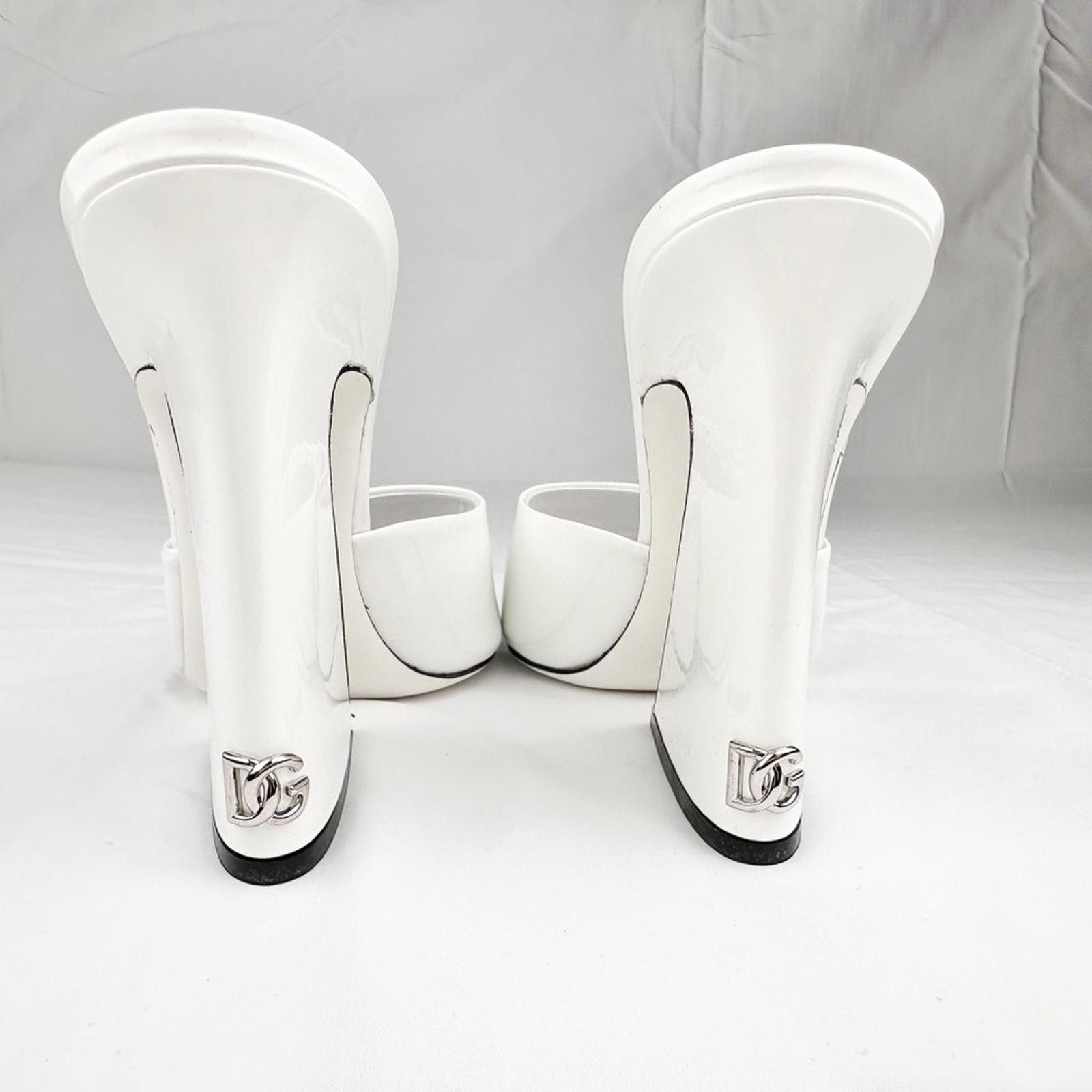 Dolce & Gabbana White Patent Leather Mules Square Toe New EU 39 Size US 9 / IT 39 - 2 Thumbnail