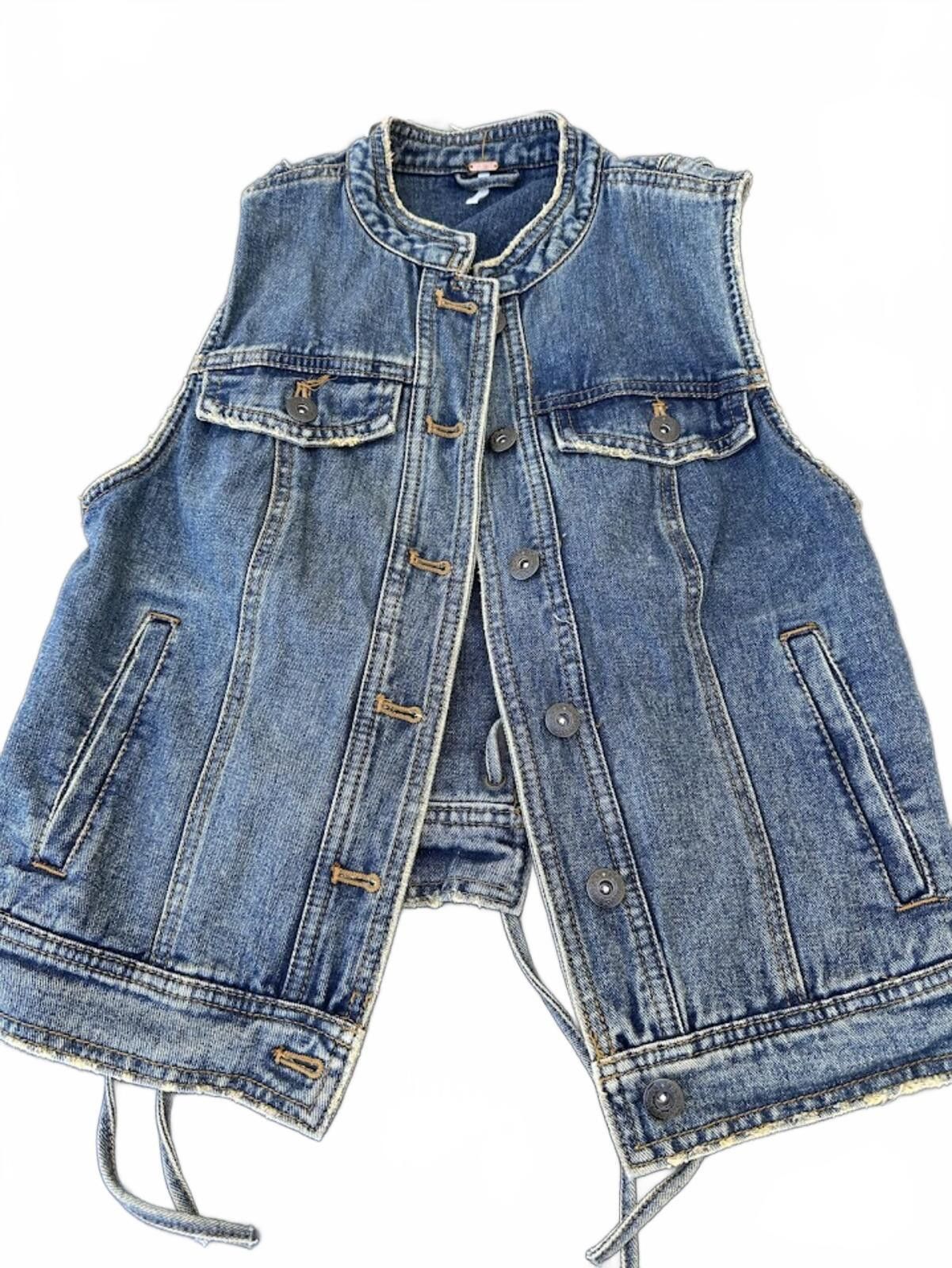 Free People Free People Lace-Up Denim Vest XS Size XS / US 0-2 / IT 36-38 - 1 Thumbnail