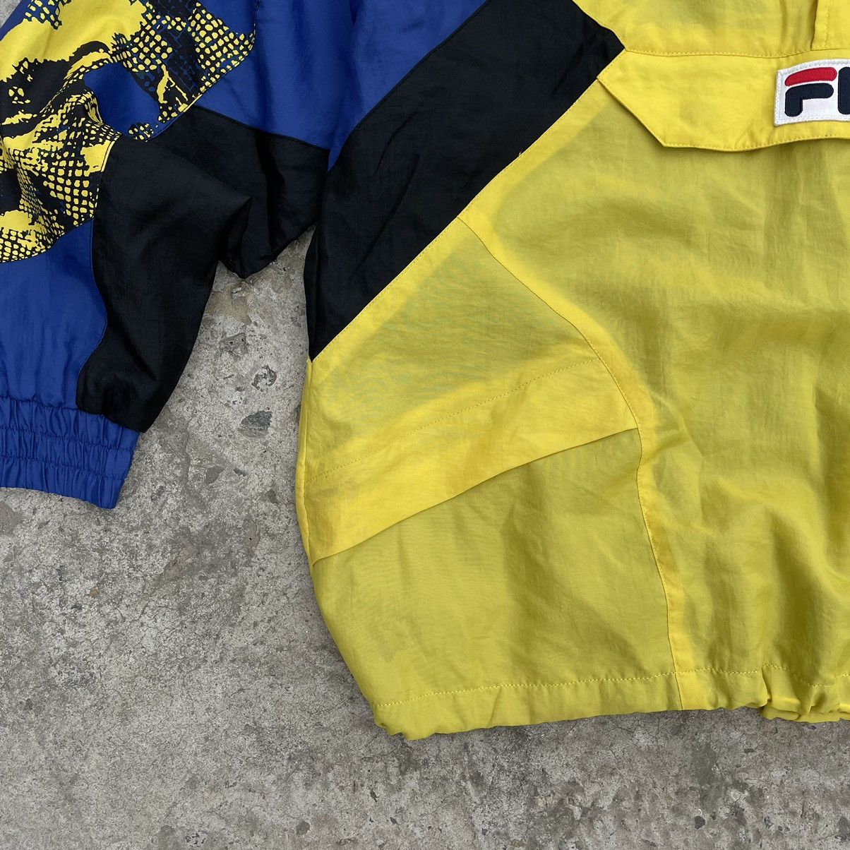 Fila × Vintage Vintage Fila Light Jacket Anorak Windbreaker Y2K 90s USA Size US M / EU 48-50 / 2 - 4 Thumbnail