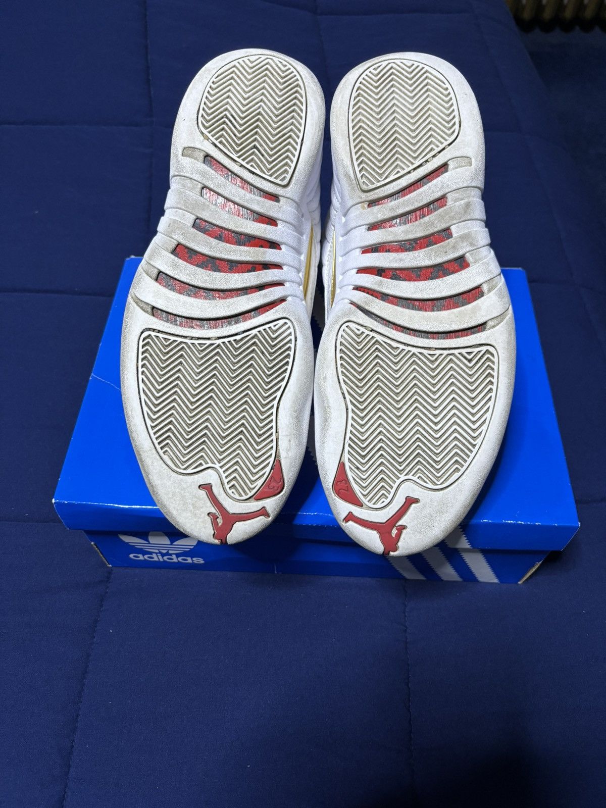 Jordan Brand Jordan 12 Retro Fiba 2019 Size 9.5 Size US 9.5 / EU 42-43 - 6 Thumbnail