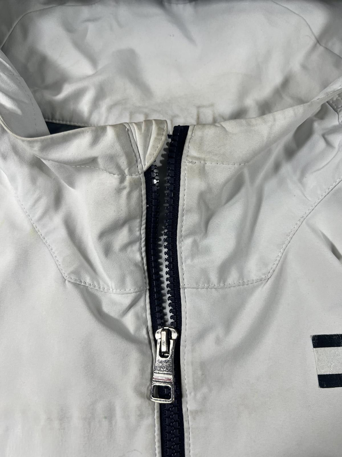 Tommy Hilfiger Tommy Hilfiger Men's Windbreaker Jacket youth XL Size US XL / EU 56 / 4 - 4 Thumbnail