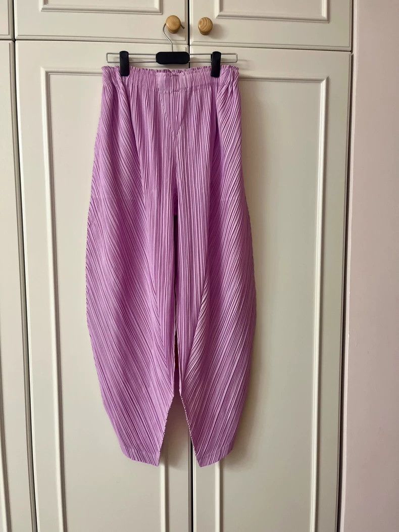 Issey Miyake Issey Miyake size:3 Pink pleated trousers Size 31" - 1 Thumbnail