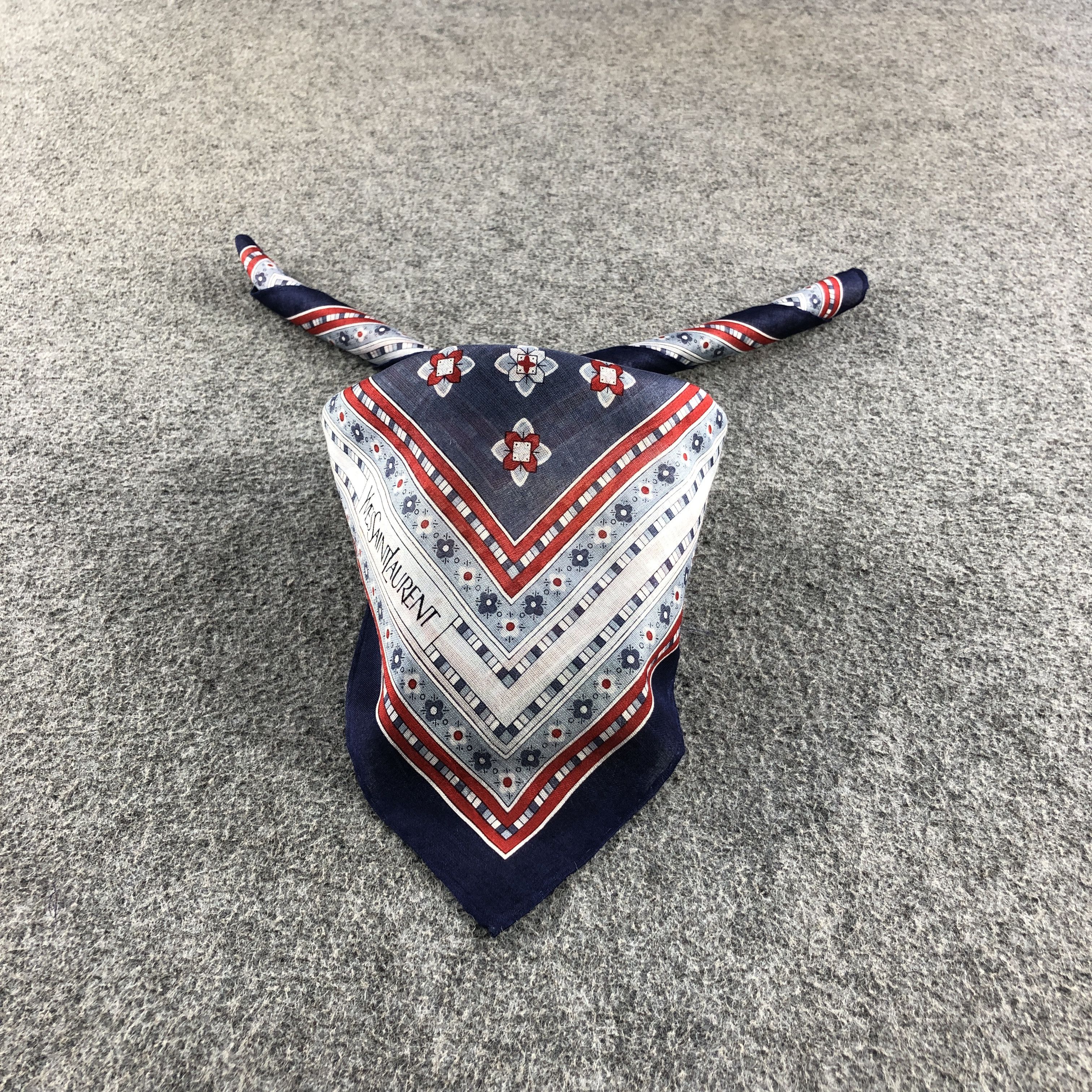 Yves Saint Laurent YSL Handkerchief Neckerchief Bandana H2752 Size ONE SIZE - 1 Thumbnail