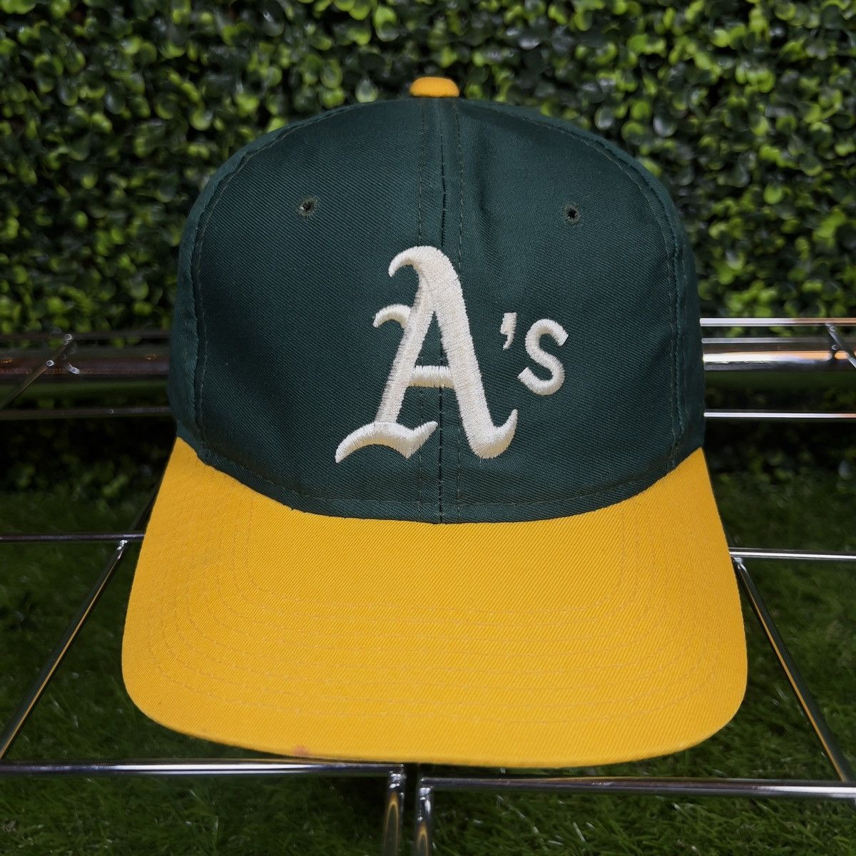 image of Vintage 90's Youngan Oakland Athletics Snapback Hat in Green/Yellow/White, Men's