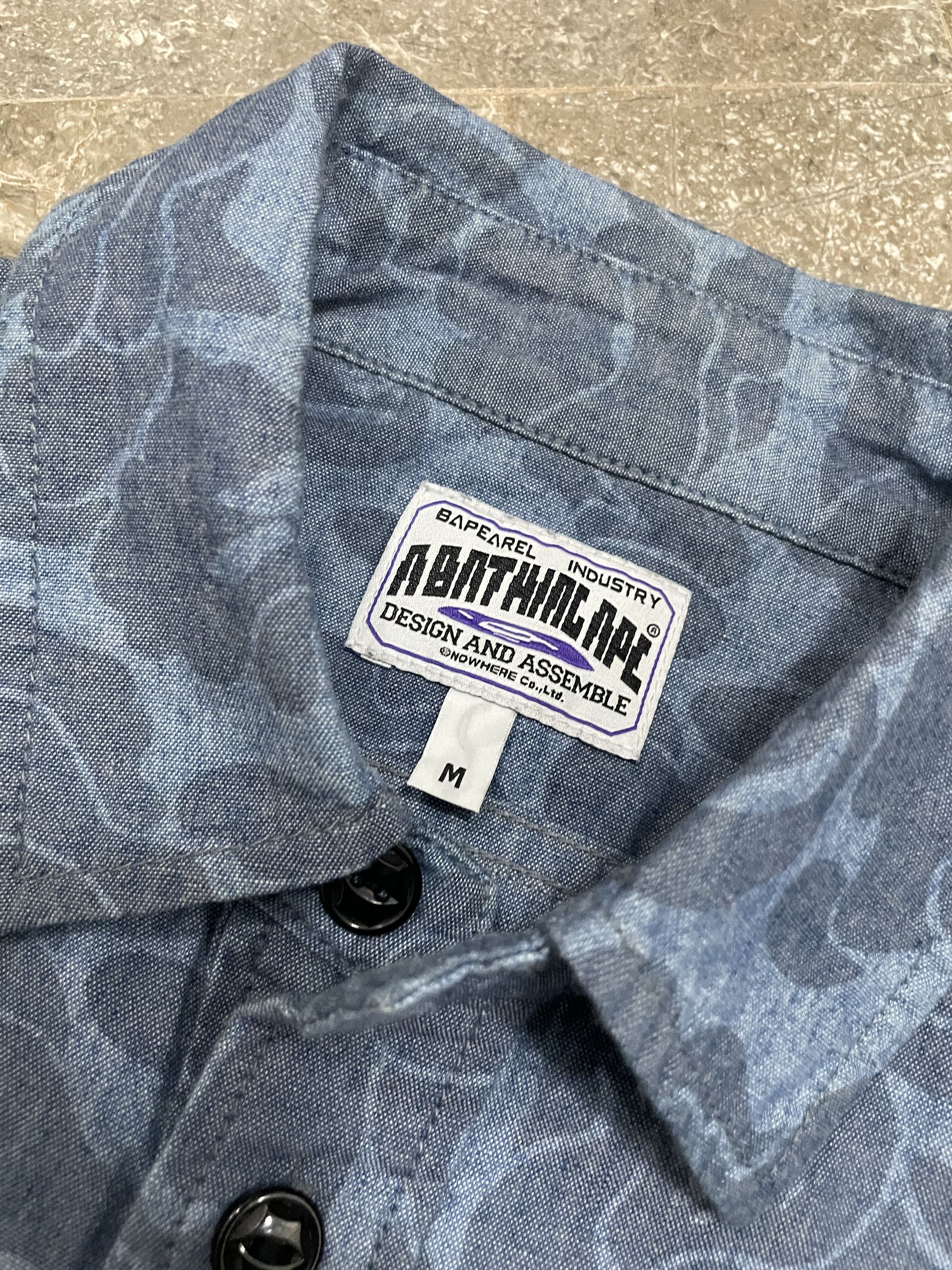 Bape Solid Camo Chambray Button Up S/S Shirt Size US M / EU 48-50 / 2 - 8 Thumbnail