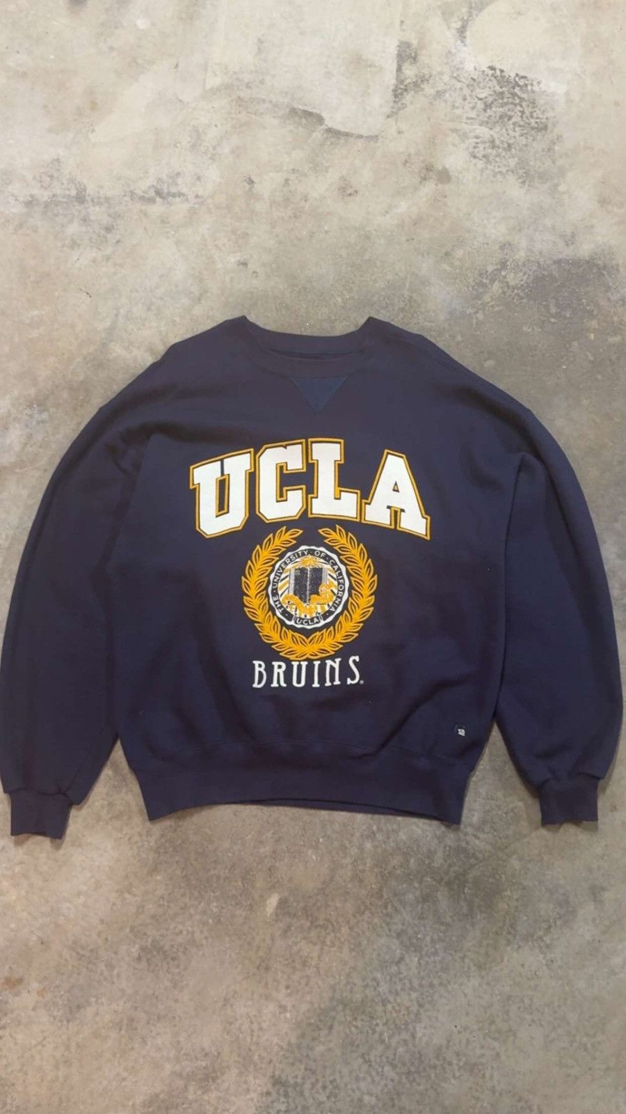 Russell Athletic 1990s Russel Athletic UCLA Crewneck Size US XL / EU 56 / 4 - 1 Thumbnail