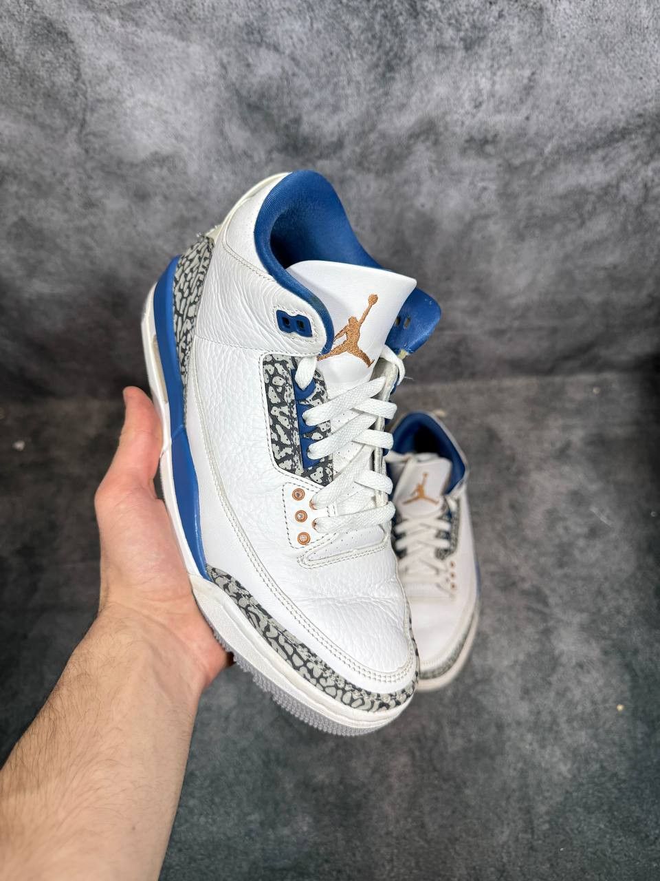 Jordan Brand Size 8.5 | Jordan 3 Wizard No Box | Pre-Owned Size US 8.5 / EU 41-42 - 1 Thumbnail
