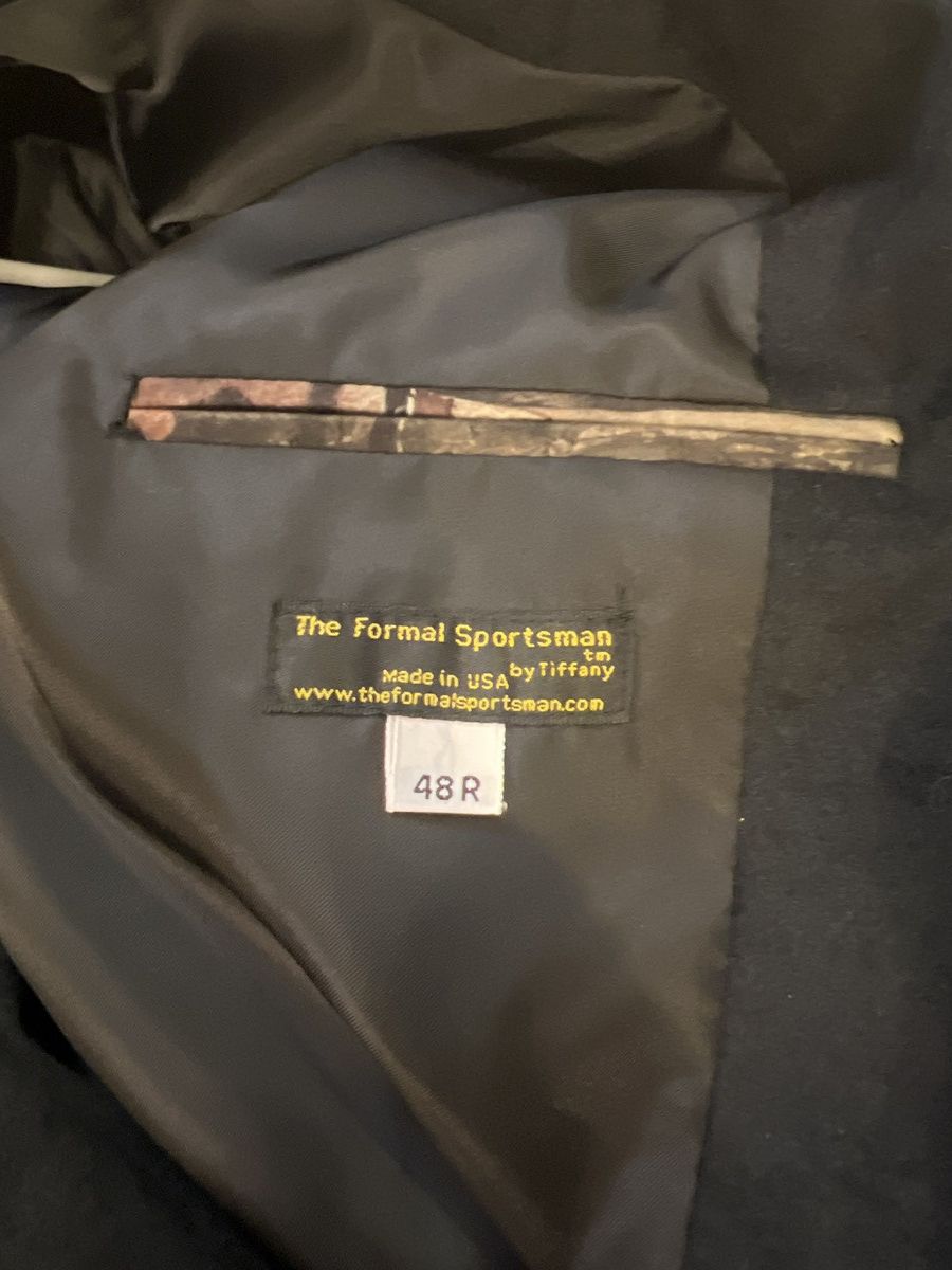 Realtree Camo “The Formal Sportsman” by Tiffany Blazer Size 48R - 7 Thumbnail