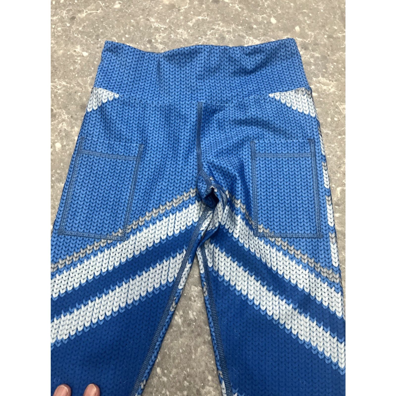 Vintage INKnBURN Leggings Womens 0 Blue Pockets Geometric Print Activewear Compression 0 Womens blue sweater print pockets Size XS / US 0-2 / IT 36-38 - 2 Thumbnail