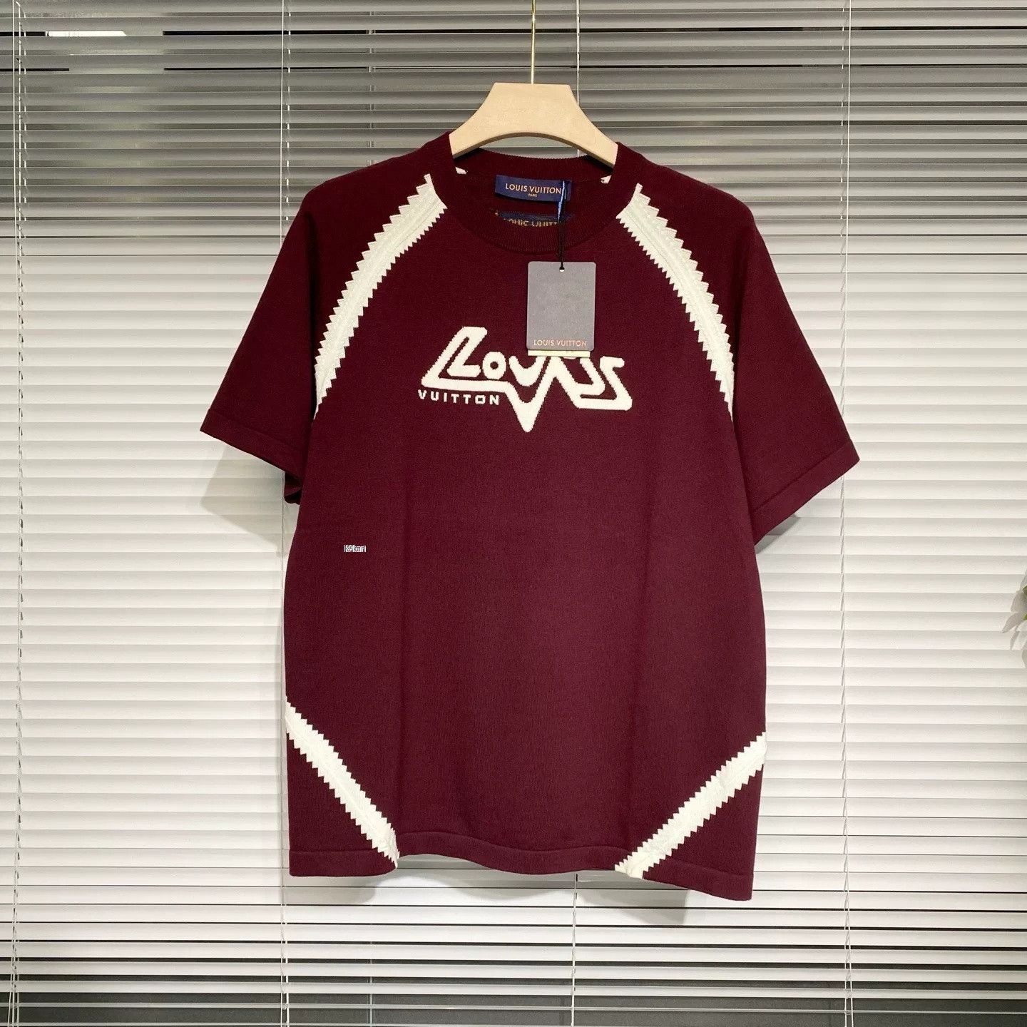 Louis Vuitton LV Knit Short Sleeve with Logo Size US S / EU 44-46 / 1 - 1 Thumbnail