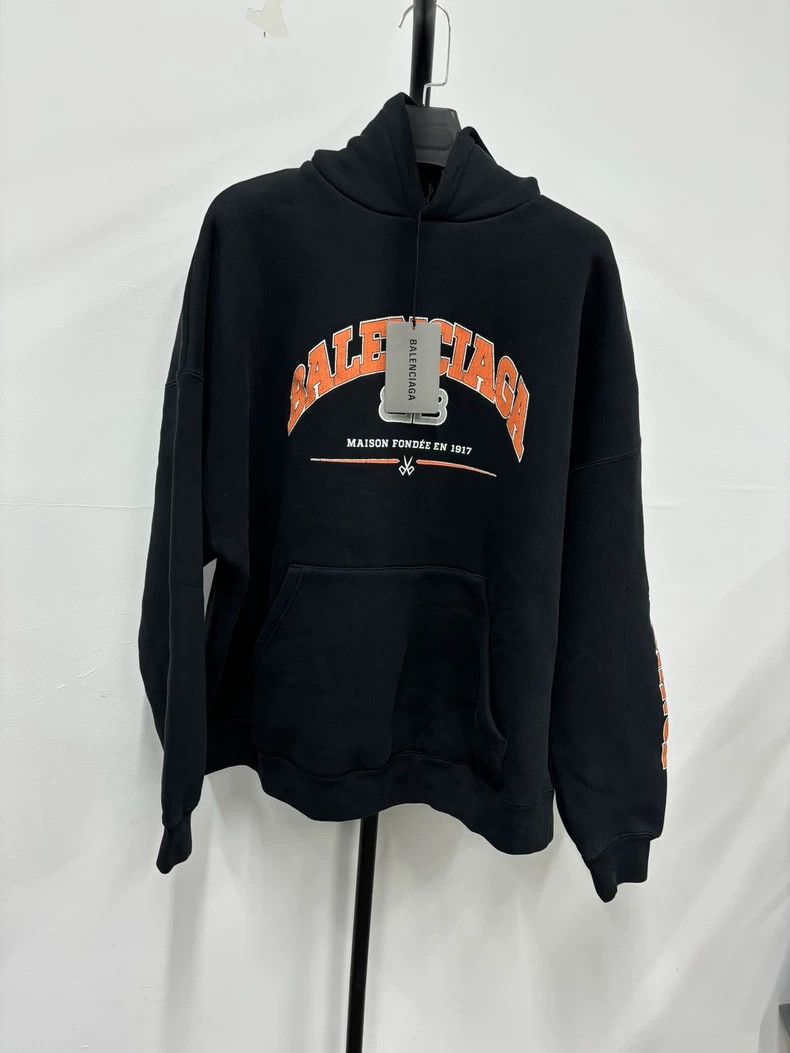Balenciaga Balenciaga Scissors double B to make old hoodie 2504-Nextar Size US S / EU 44-46 / 1 - 1 Thumbnail