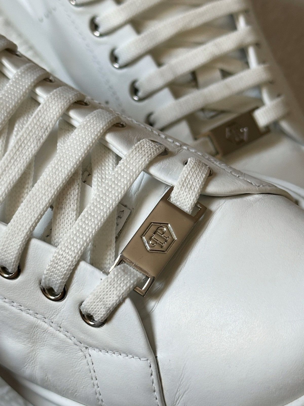 Philipp Plein Philipp Plein White Crystal Low-top Sneakers 39 US 8.5 Size US 8.5 / IT 38.5 - 11 Thumbnail