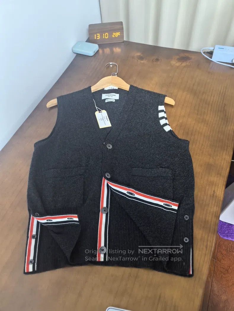 Thom Browne Thom Browne Cashmere Vest Cardigan Size US L / EU 52-54 / 3 - 1 Thumbnail
