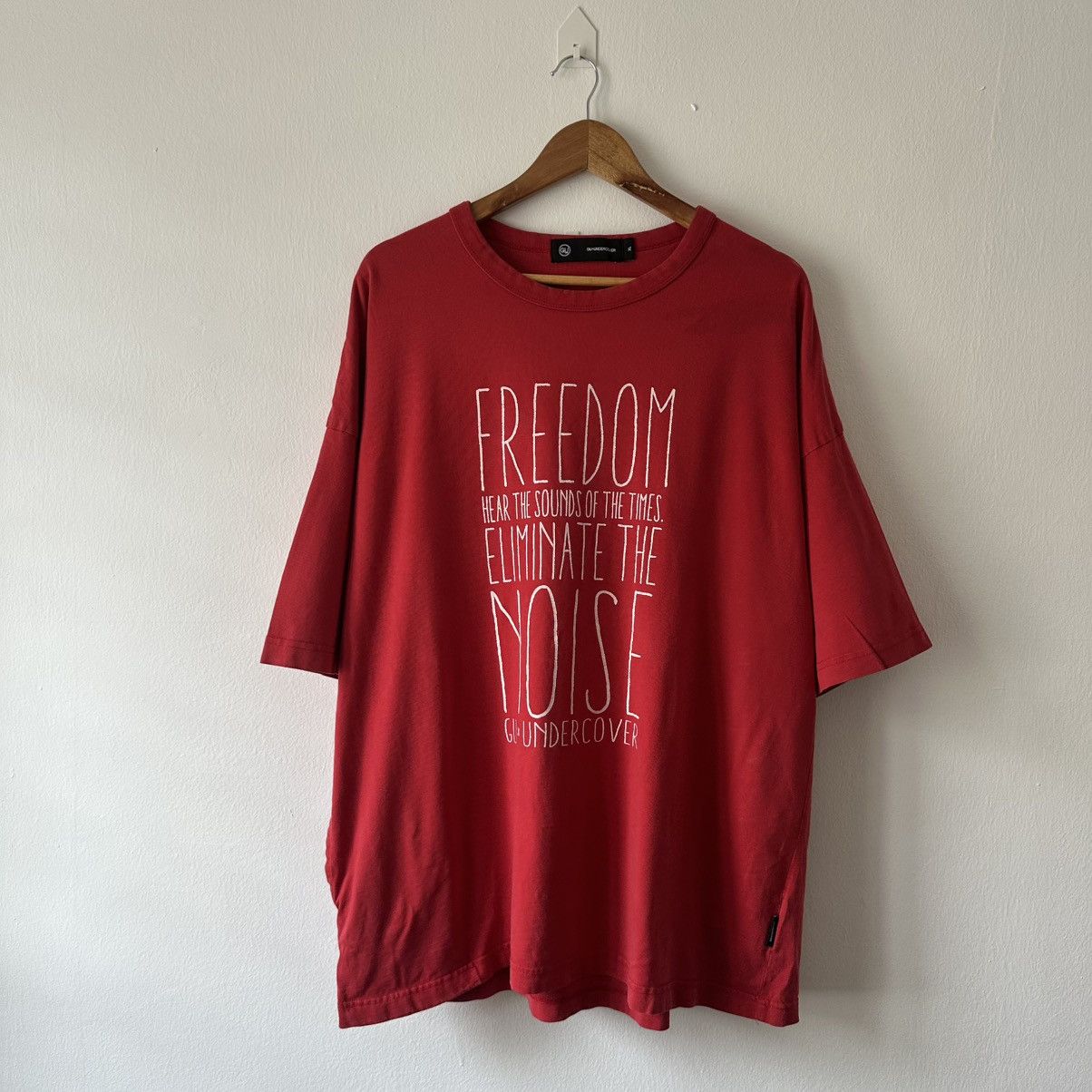GU × Undercover GU Undercover Freedom Noise T Shirt Size US XL / EU 56 / 4 - 1 Thumbnail