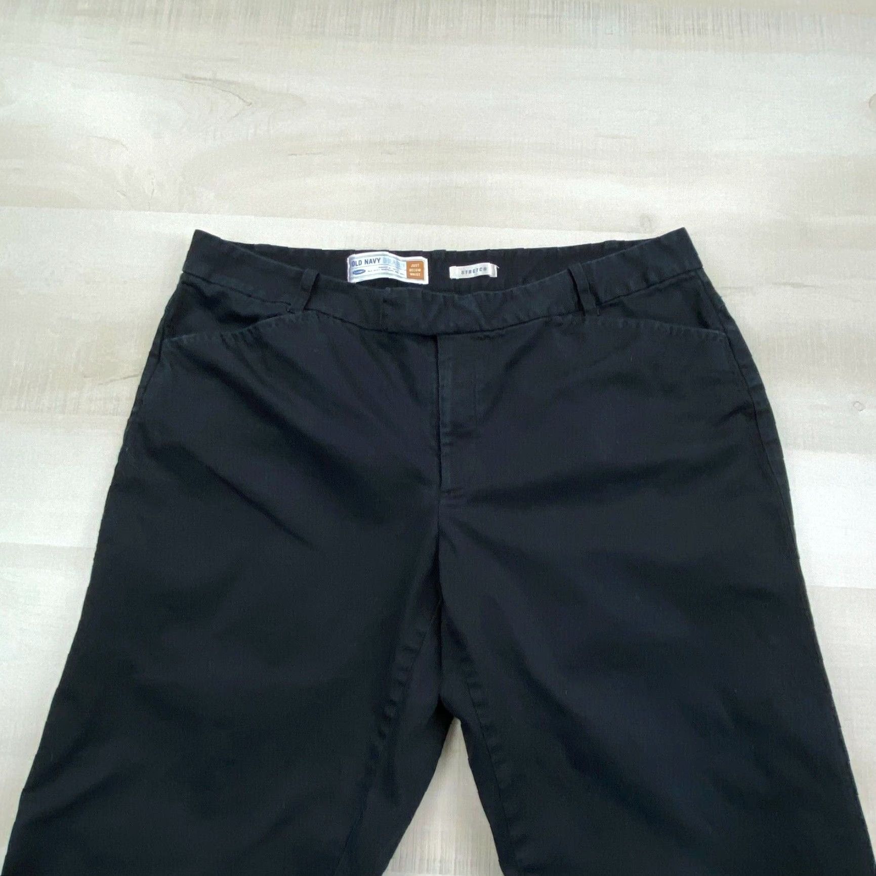 Old Navy Old Navy Womens Cropped Capri Pants Navy Blue 12 Regular Straight Leg Stretch Size 34" / US 12 / IT 48 - 2 Thumbnail
