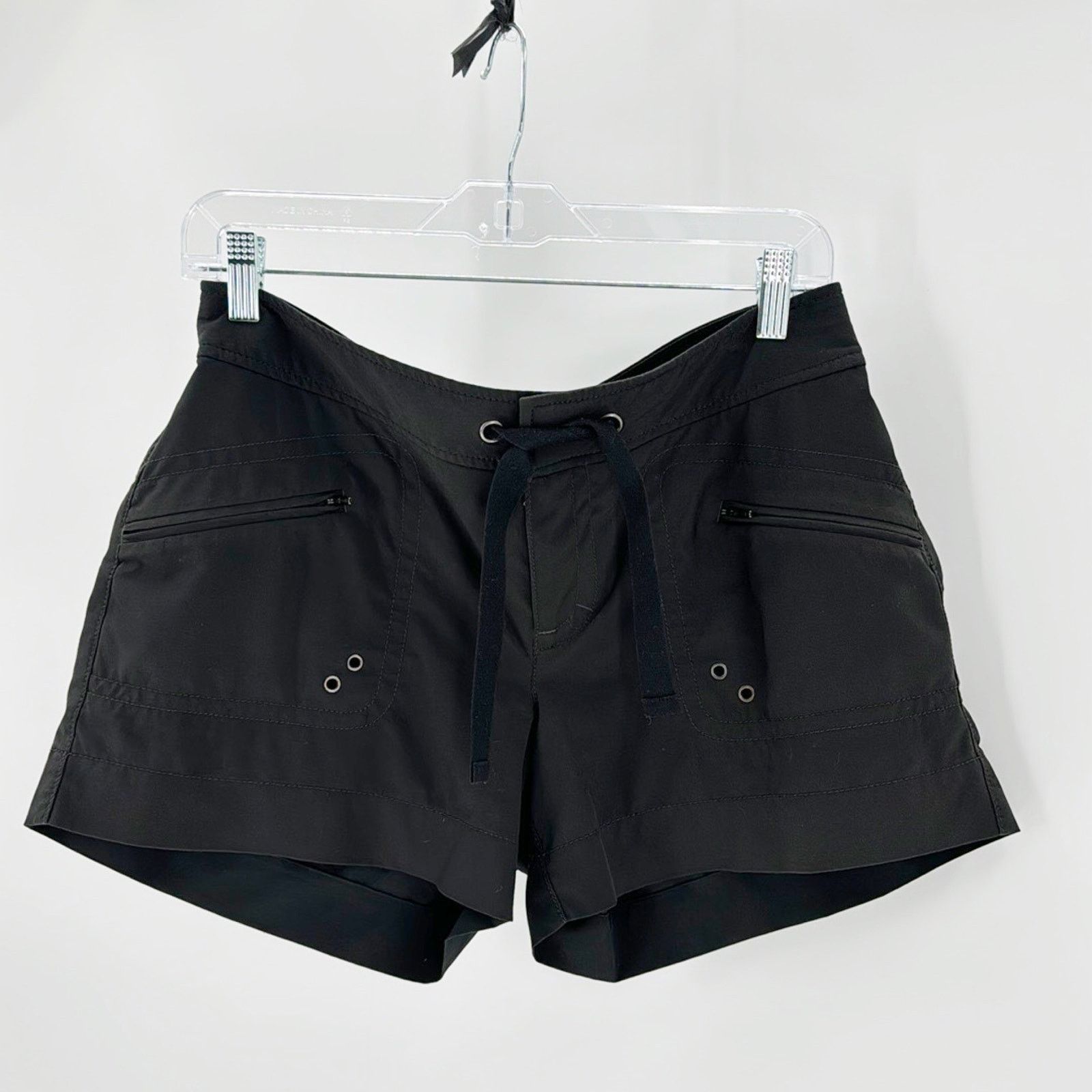 Athleta Athleta black button and tie waist swim outdoors shorts Size 28" / US 6 / IT 42 - 1 Thumbnail
