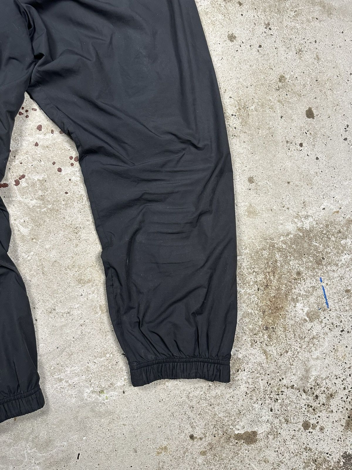 Nike Vintage Y2K Nike SB Baggy Black Track Pants Swoosh Size US 34 / EU 50 - 12 Thumbnail