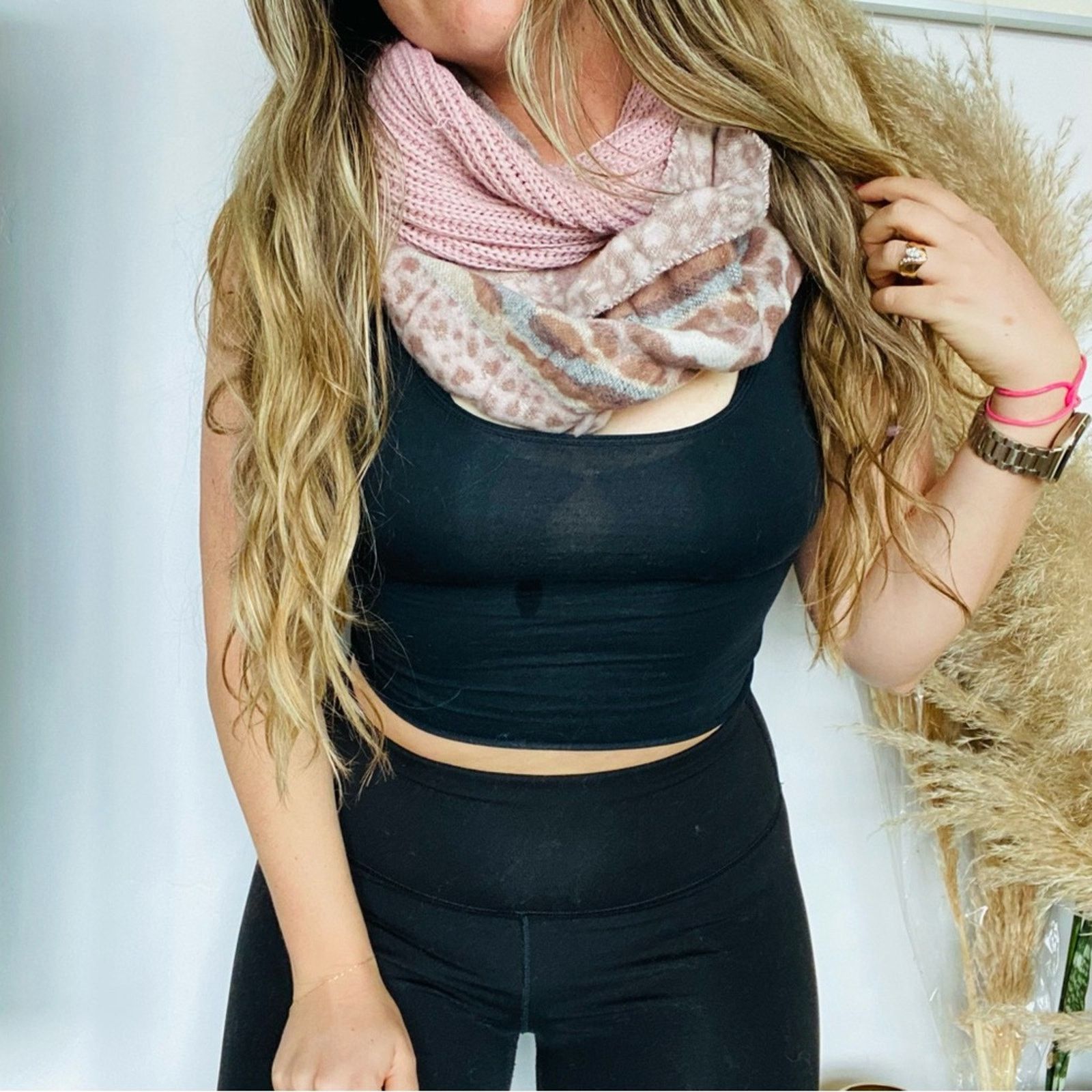Nordstrom NEW NORDSTROM Pink Cream Leopard Chunky Knit Infinity Scarf Size ONE SIZE - 3 Thumbnail