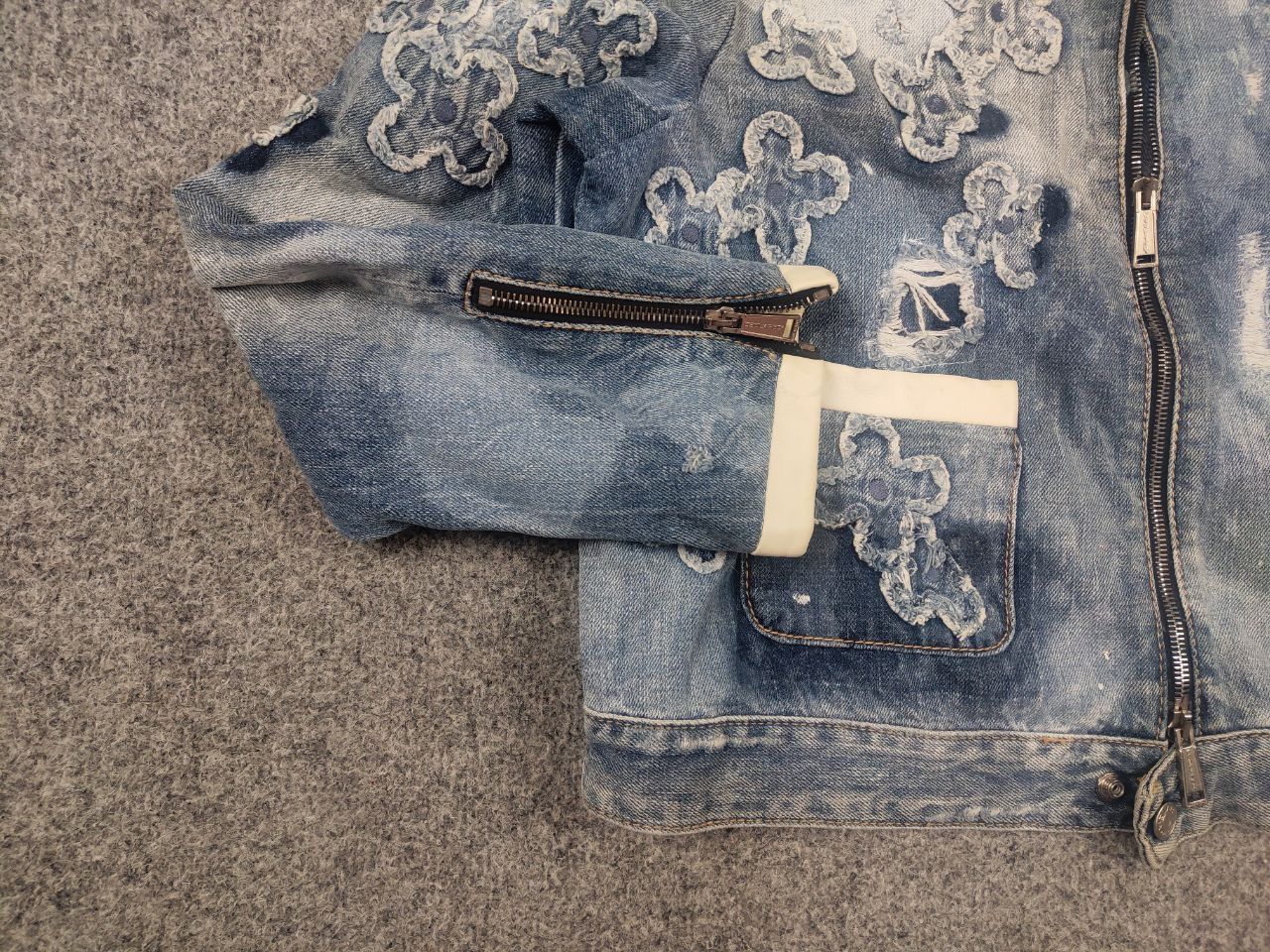 Dsquared2 Dsquared2 Vintage Denim Flower Applique Cropped Zip Jacket Size M / US 6-8 / IT 42-44 - 9 Thumbnail