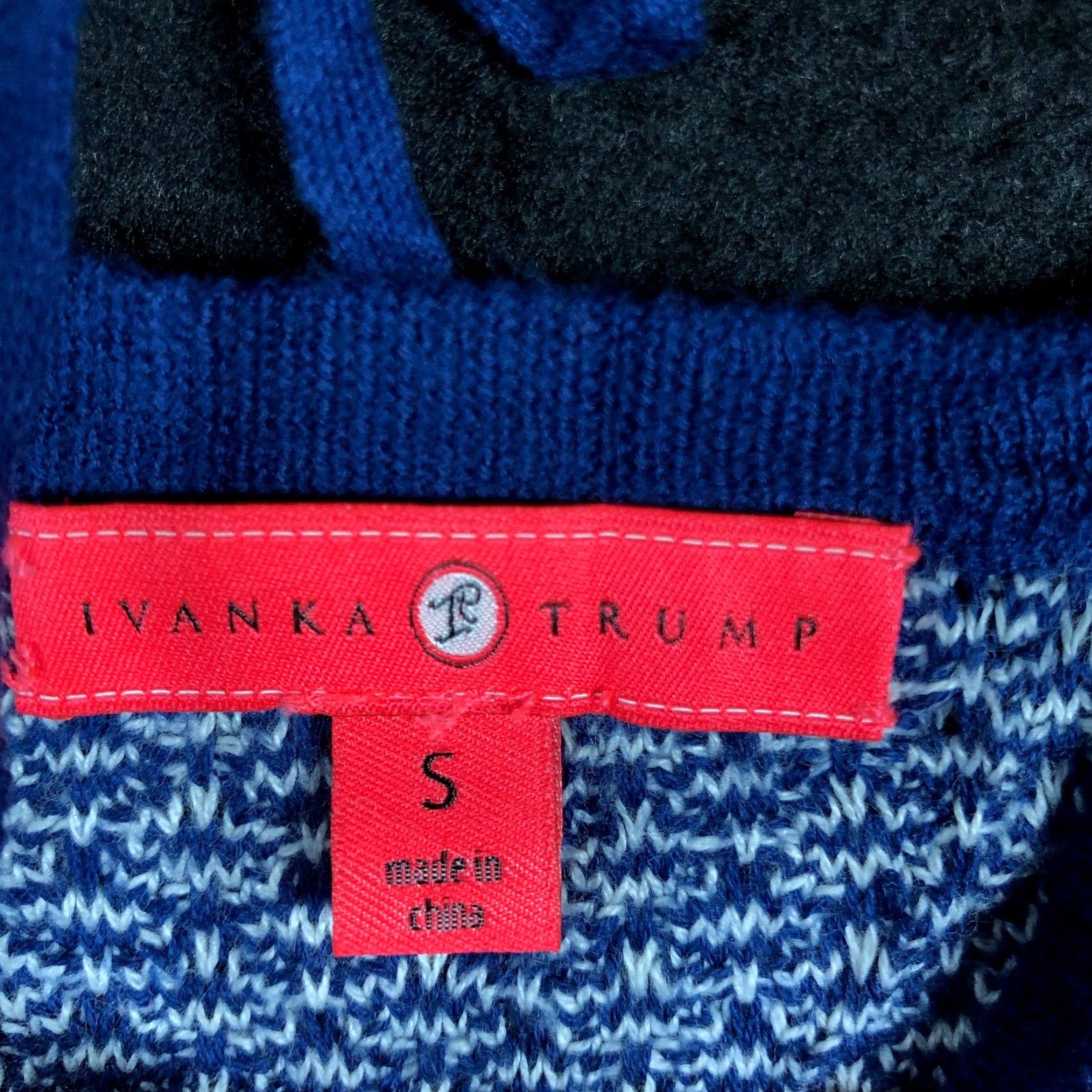 Vintage Ivanka Trump Womens Sweater Blue Scoop Neck Long Sleeve Back Tie Small Size S / US 4 / IT 40 - 6 Thumbnail