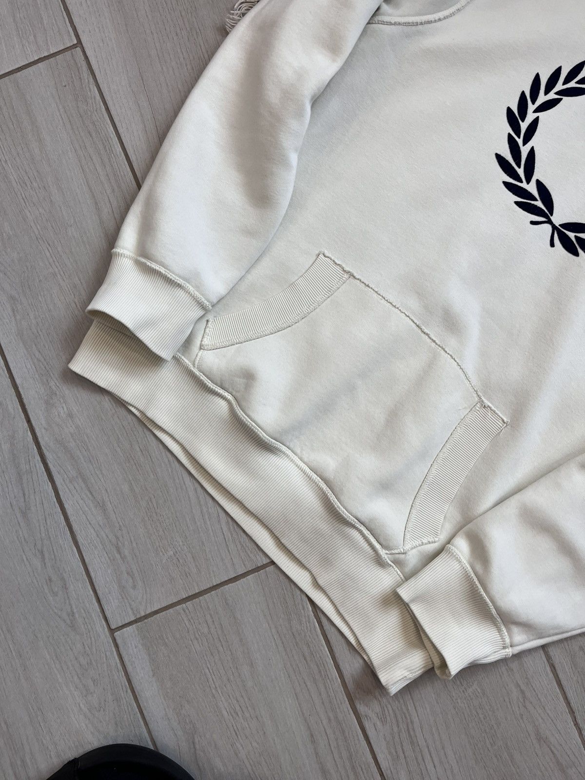 Fred Perry × Vintage Vintage Fred Perry Hoodie Fleece Big Logo Beige oversize Size US XXL / EU 58 / 5 - 3 Thumbnail
