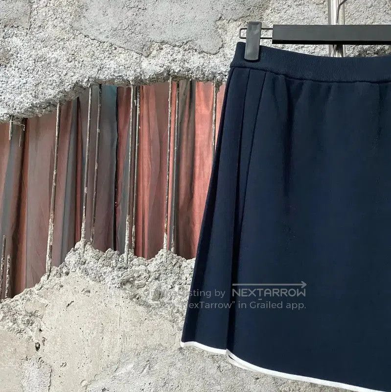Thom Browne Thom Browne Pleated Blue Skirt for Women . Size 24" / US 00 / IT 34 - 3 Thumbnail