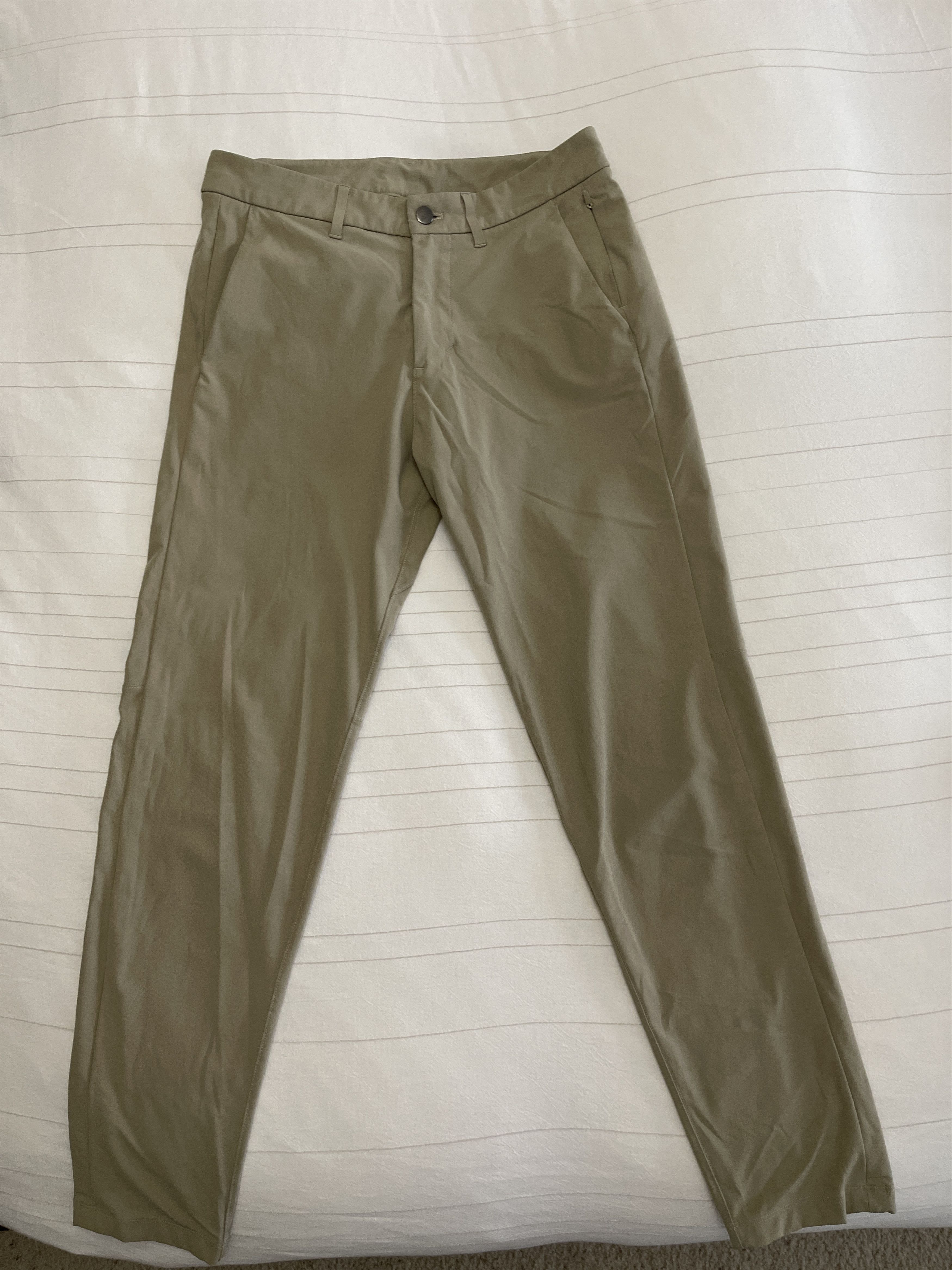 Lululemon Commission Pant Size US 30 / EU 46 - 1 Thumbnail