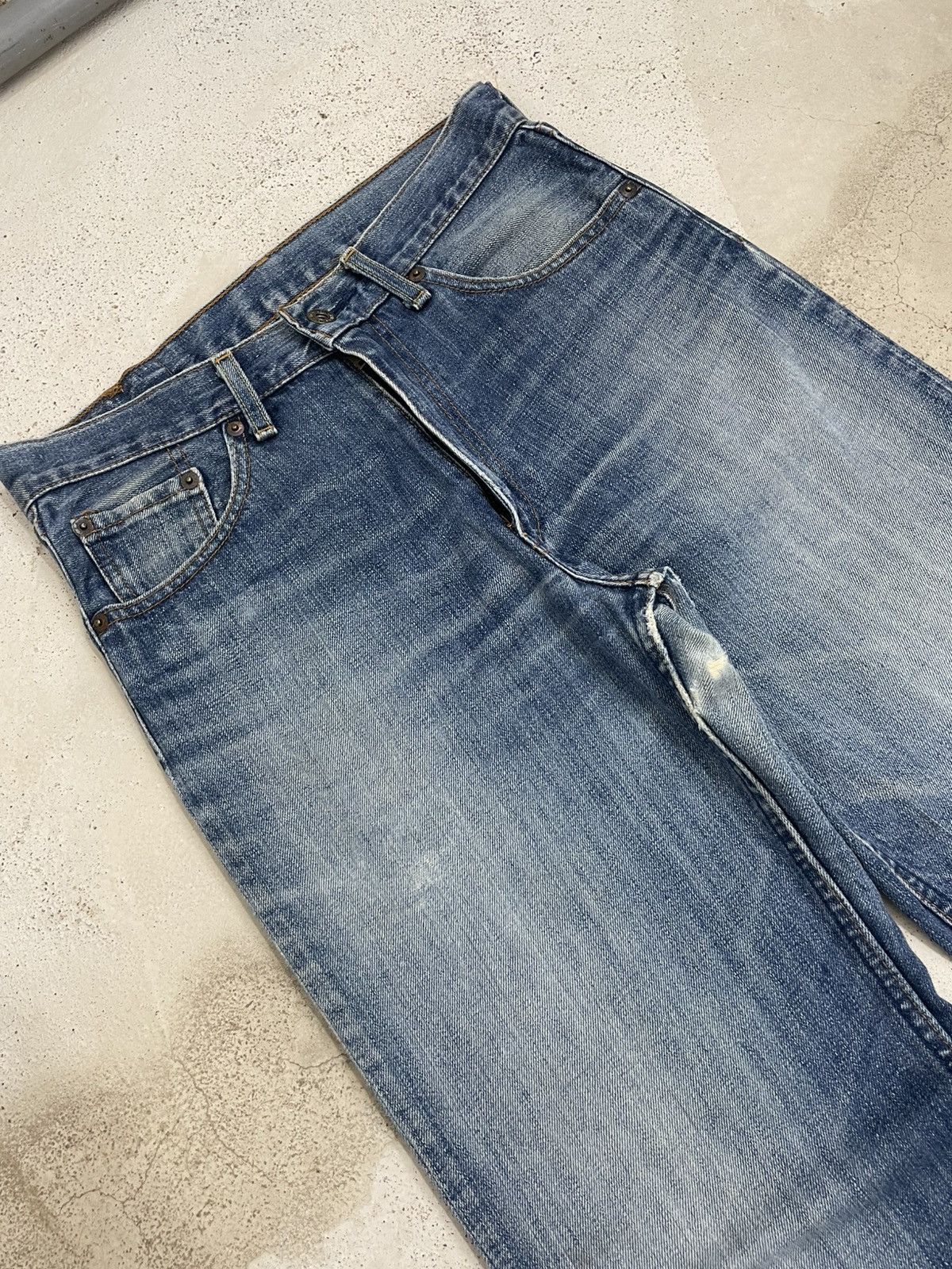 Levi's × Vintage Levis 502 Vintage Japan Button Lightwash Zipfly Size US 29 - 3 Thumbnail