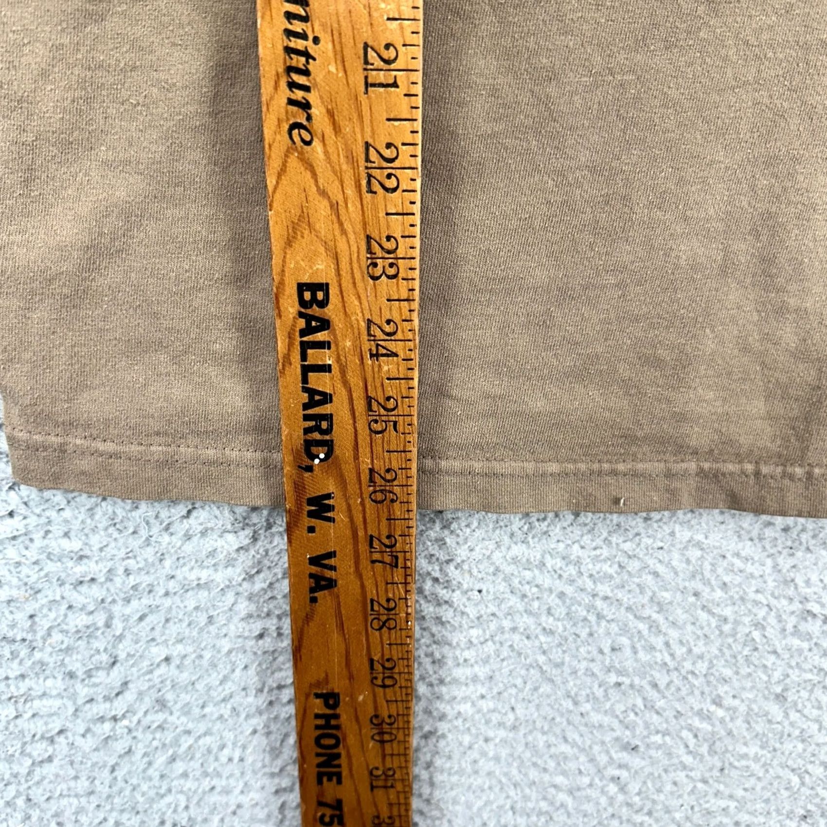 Fruit Of The Loom Fruit of the Loom Shirt Brown Smack Down T-Shirt Short Sleeve Mens Adult Large Size US L / EU 52-54 / 3 - 6 Thumbnail