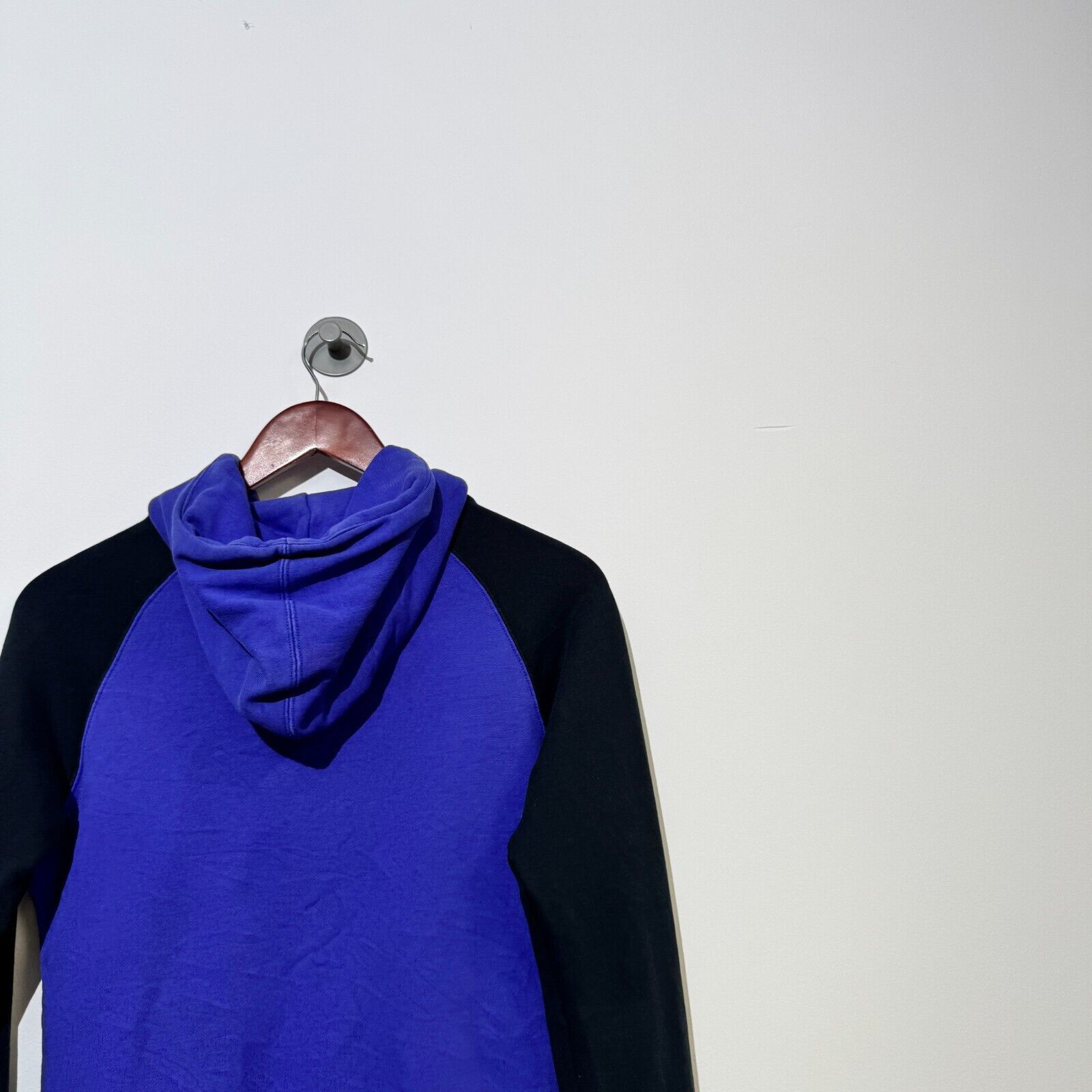 Nike Vintage Nike Unisex Purple Black Cotton Hoodie Size S Size US S / EU 44-46 / 1 - 12 Thumbnail