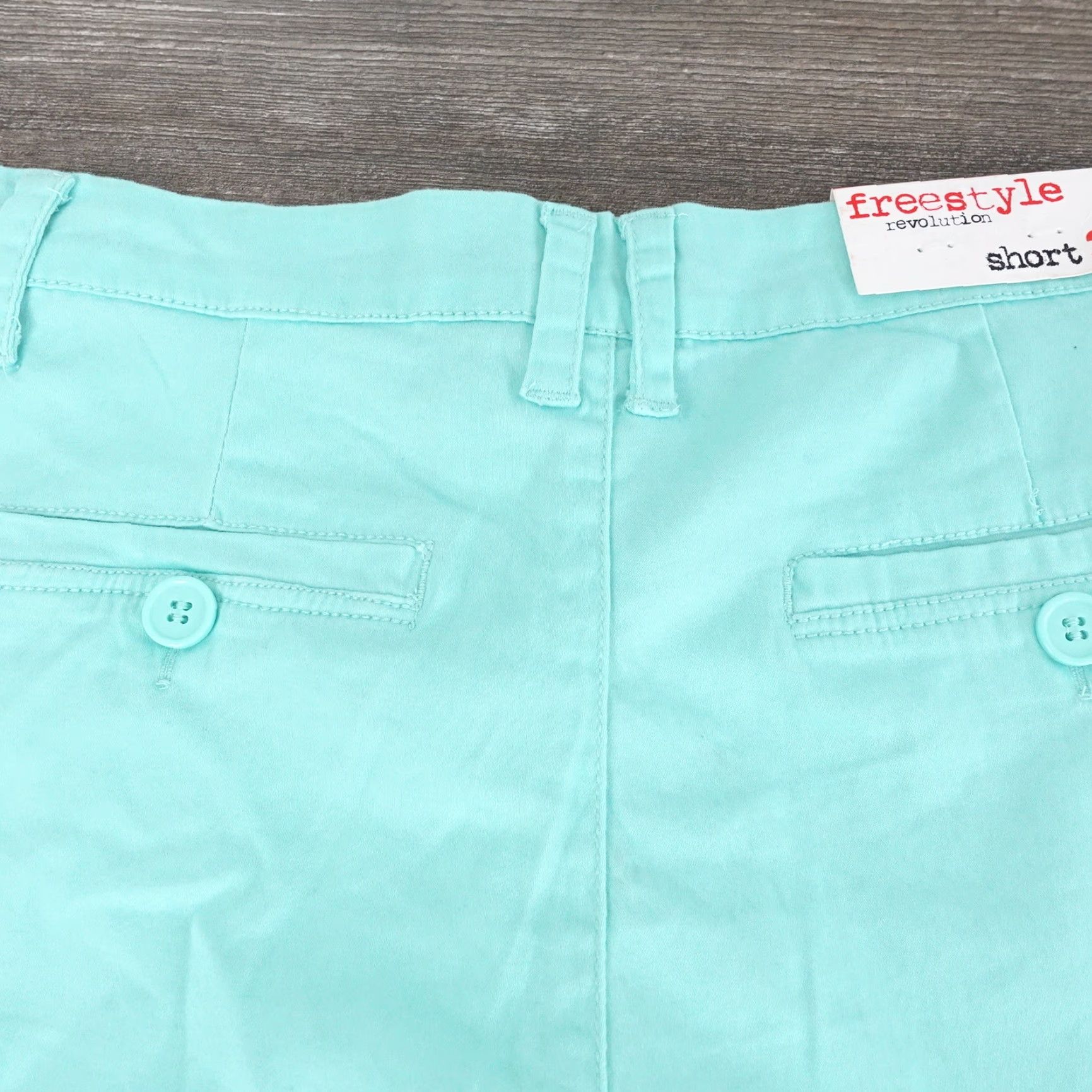 Vintage Vintage Freestyle Revolution Women's Teal Plaid Flat Front Chino Shorts Size 3 Casual Summer Size 26" / US 2 / IT 38 - 4 Thumbnail