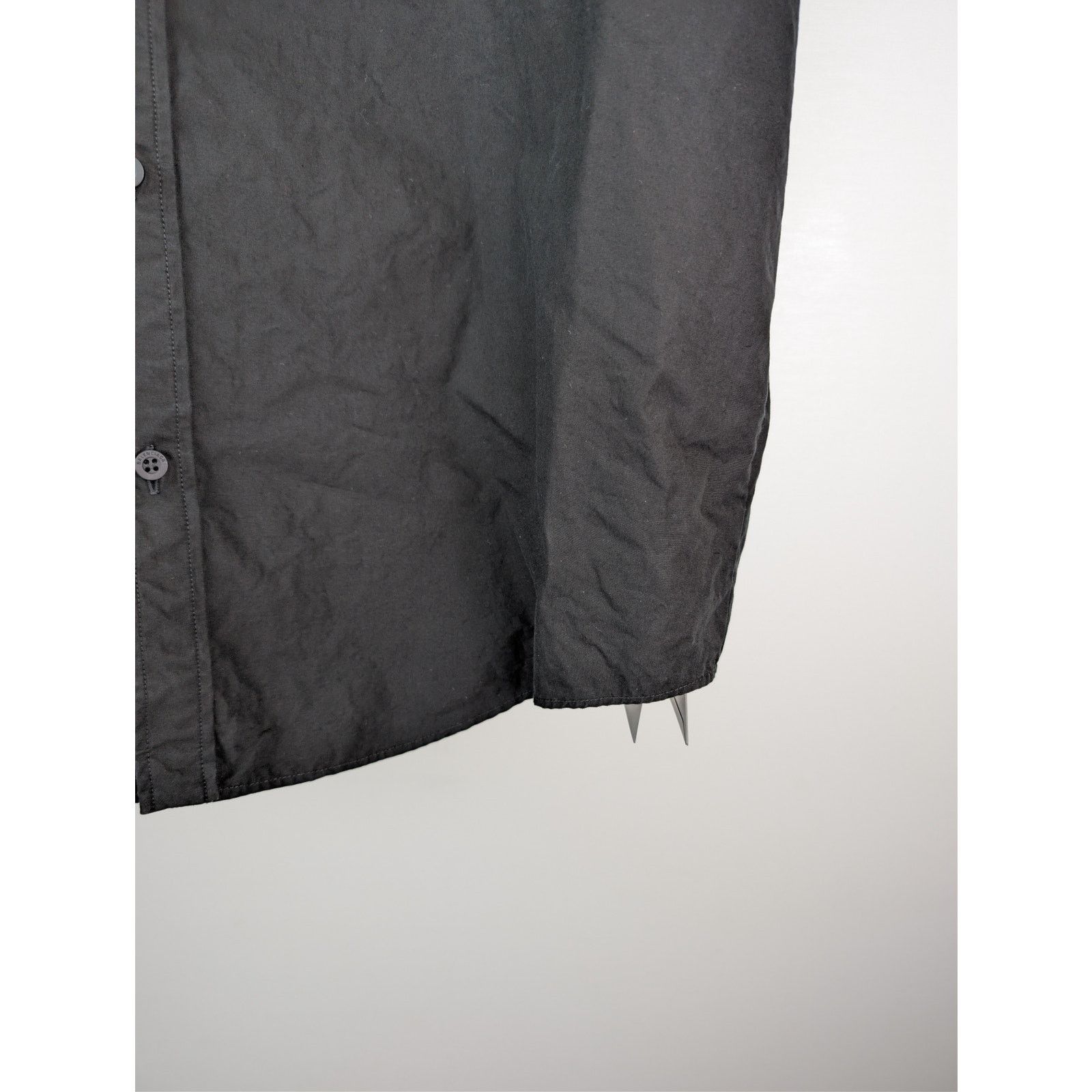 Balenciaga o1rshd1 Large Fit Short Sleeve Shirt in Washed Out Black Size US XXL / EU 58 / 5 - 9 Thumbnail
