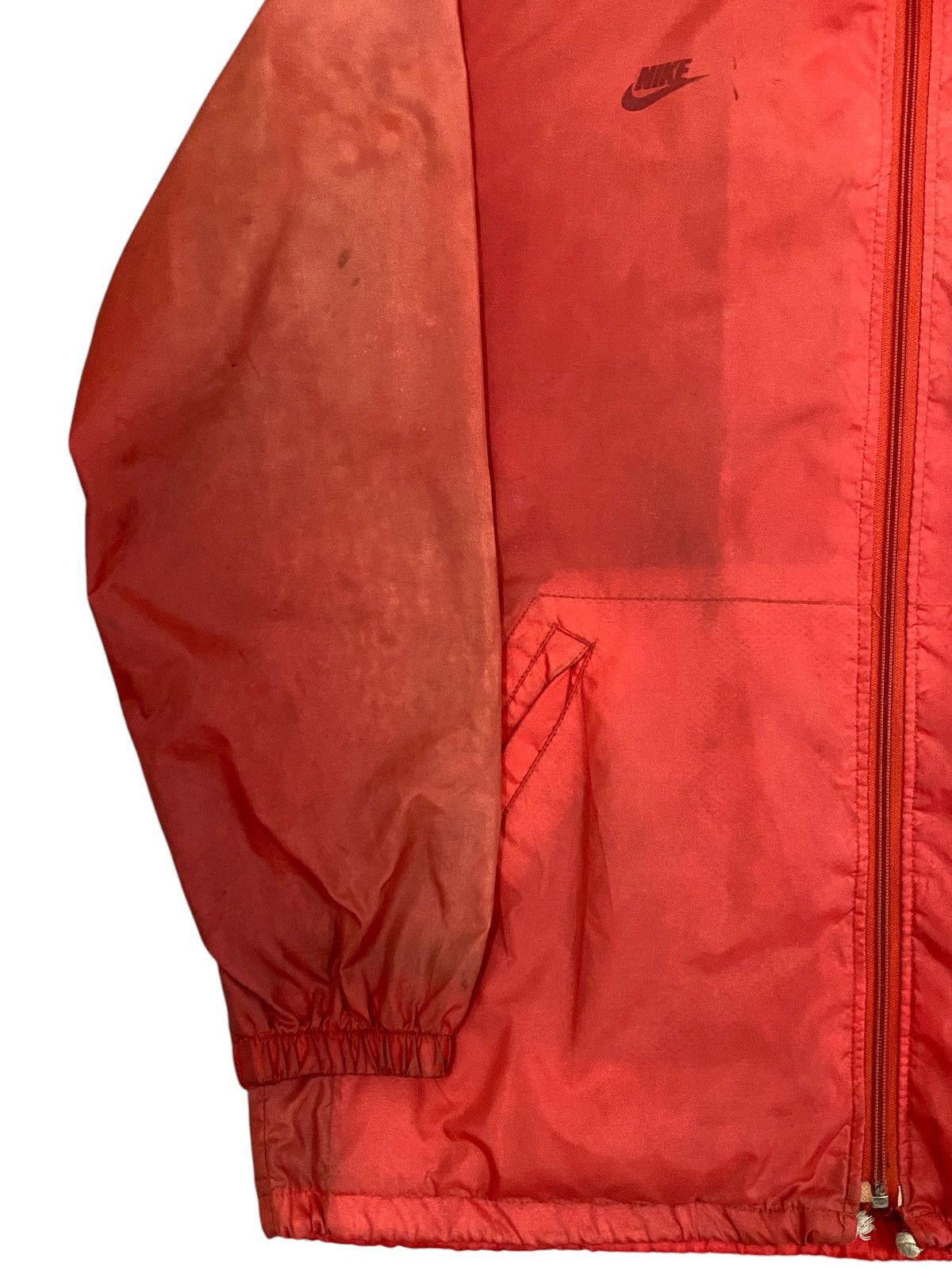 Vintage Vintage Nike Red Windbreaker Jacket - Made in Japan Size US L / EU 52-54 / 3 - 7 Thumbnail