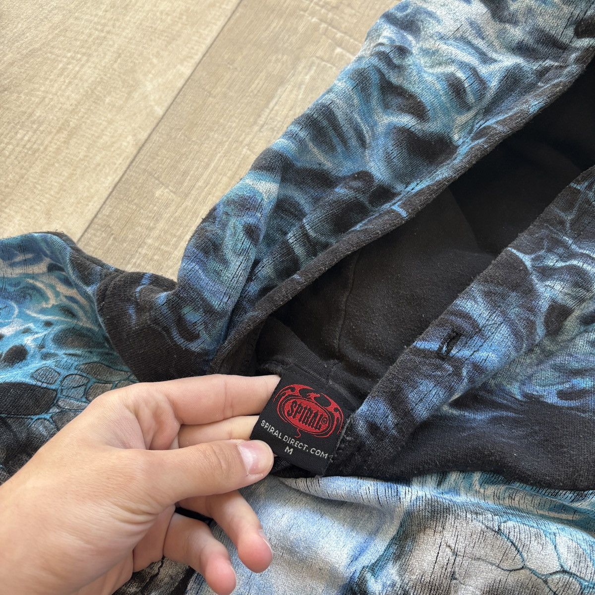 Other Skulls and Bones Flaming Spine All Over Print Hoodie size M Size US M / EU 48-50 / 2 - 5 Thumbnail