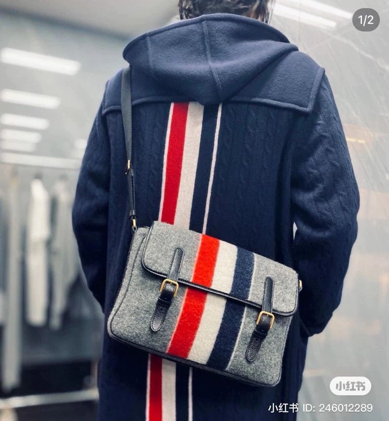 Thom Browne Thom Browne messenger bag Size ONE SIZE - 1 Thumbnail