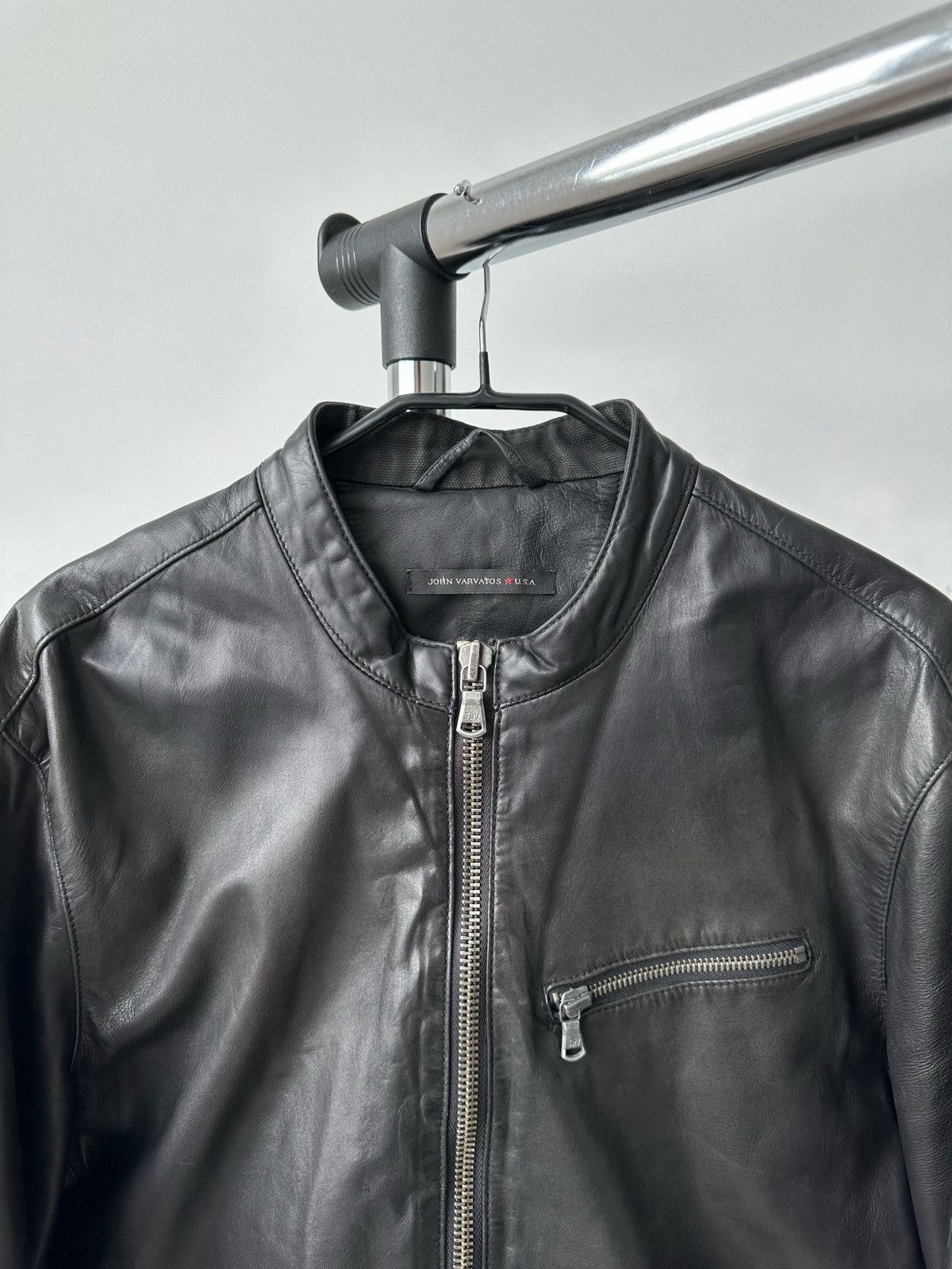 John Varvatos John Varvatos Classic Black Washed Leather Biker Jacket Size US M / EU 48-50 / 2 - 2 Thumbnail
