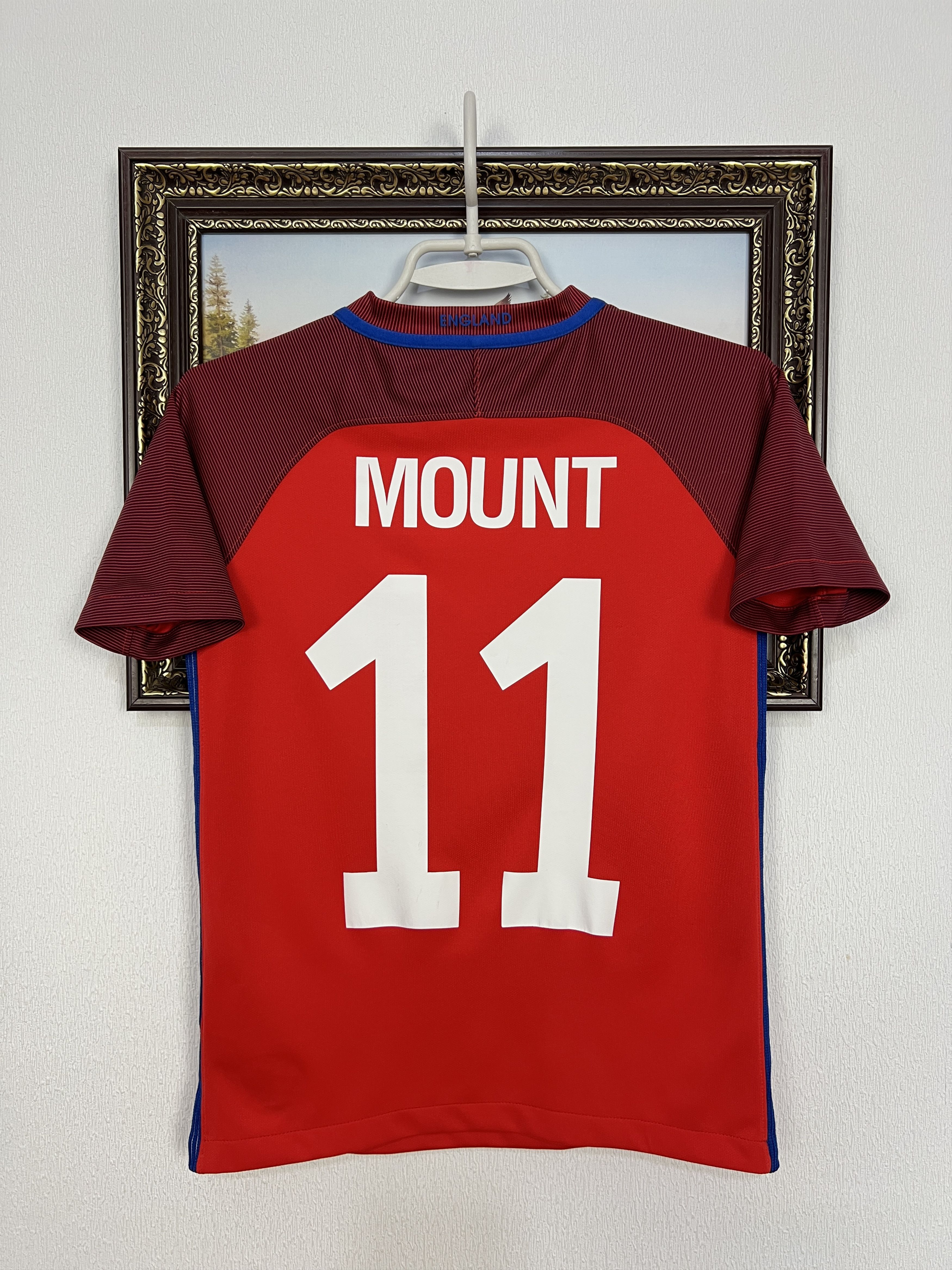 Nike England Away football shirt 2017 Nike #11 Mount Size Boys Size US XS / EU 42 / 0 - 13 Thumbnail
