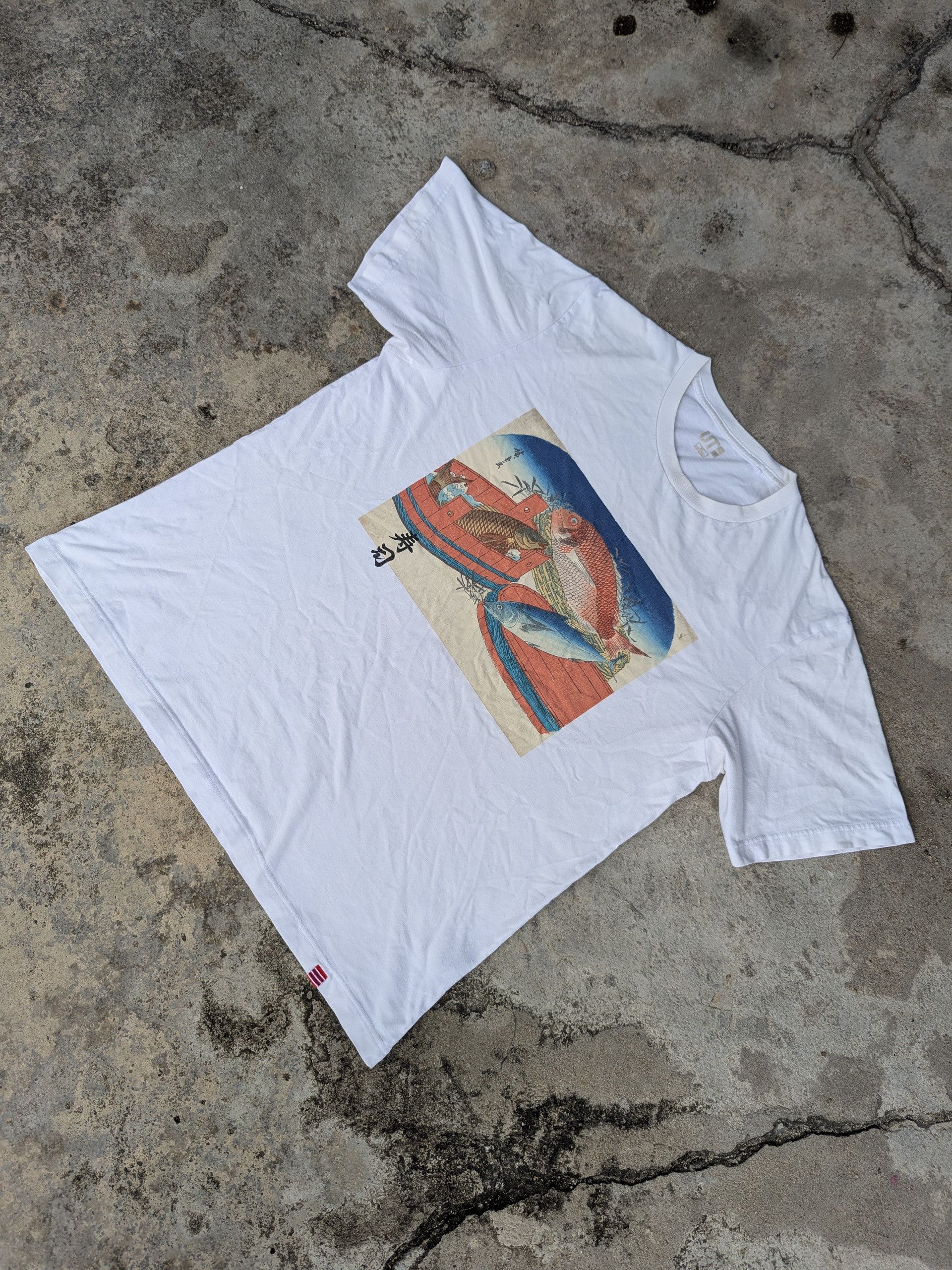 Anime × Japanese Brand × Uniqlo Uniqlo Sushi Menu Shirt Japanese Food Size US M / EU 48-50 / 2 - 2 Thumbnail