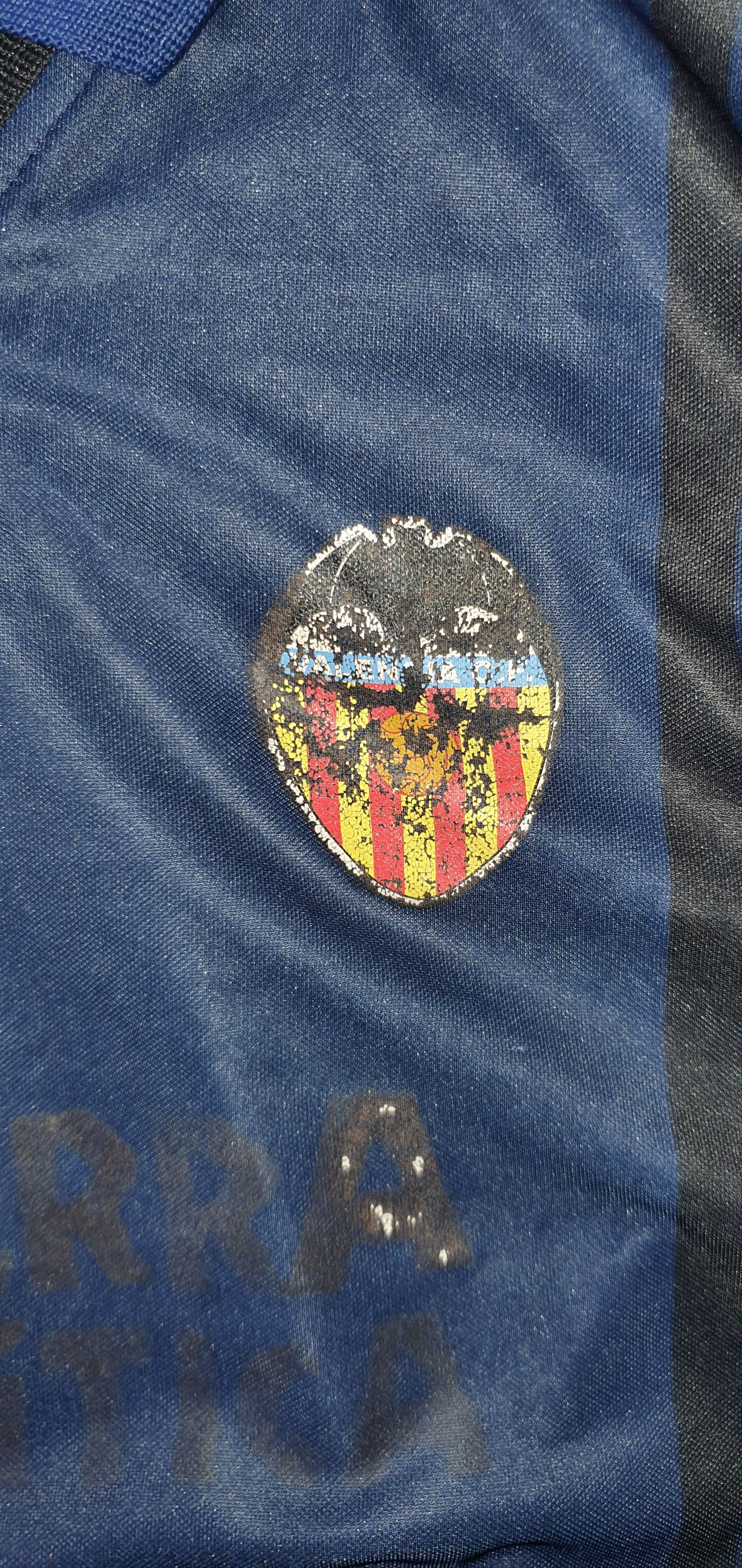 Other 2000-01 Valencia Basic Away Shirt Size US L / EU 52-54 / 3 - 2 Thumbnail