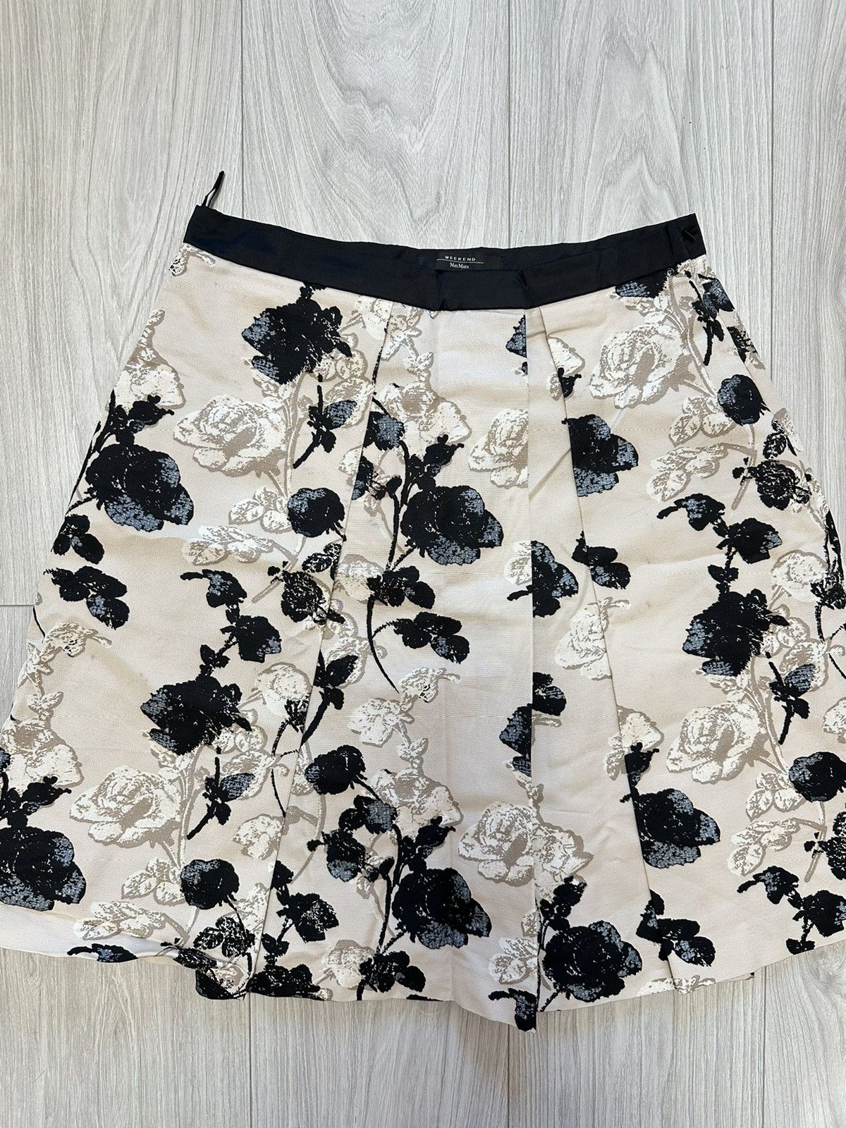 Weekend Max Mara Max mara weekend skirt Size 32" / US 10 / IT 46 - 3 Thumbnail
