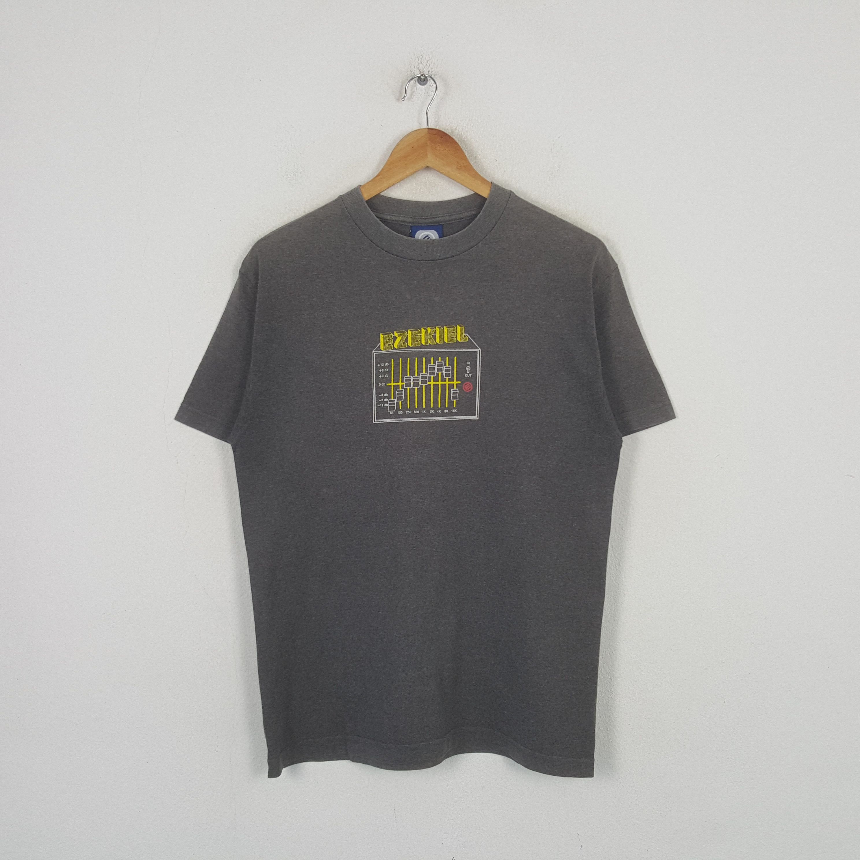 Ezekiel Vintage Ezekiel American Skateboard Tshirt RR26 Size US M / EU 48-50 / 2 - 1 Thumbnail