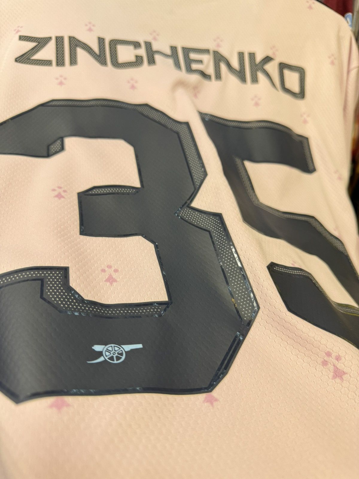 Adidas Arsenal 22/23 away shirt #35 Zinchenko Size US XL / EU 56 / 4 - 6 Thumbnail